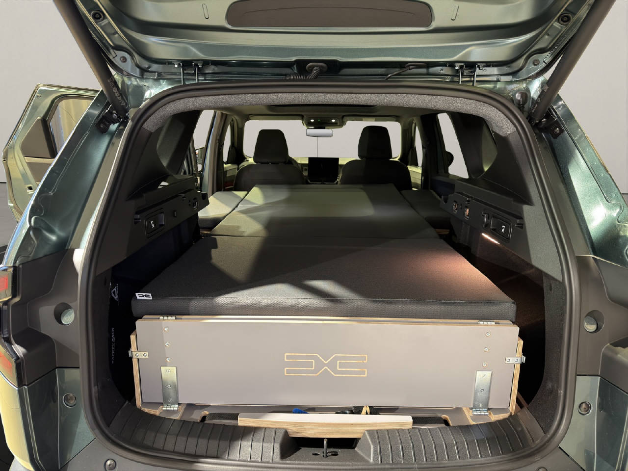 DACIA Bigster 1.8 Hybrid Journey-image-14