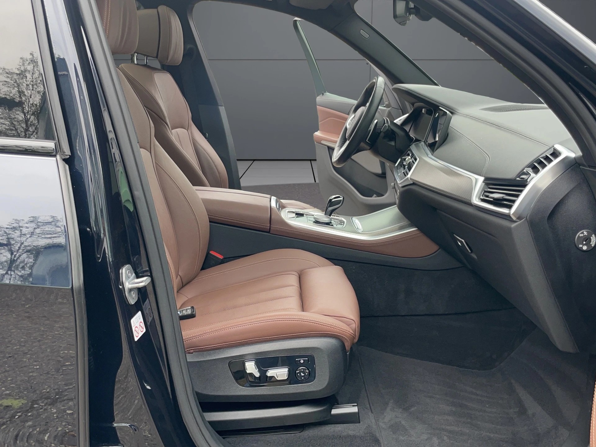 BMW X5 xDrive 30d M Sport Steptronic-showroom-element-1