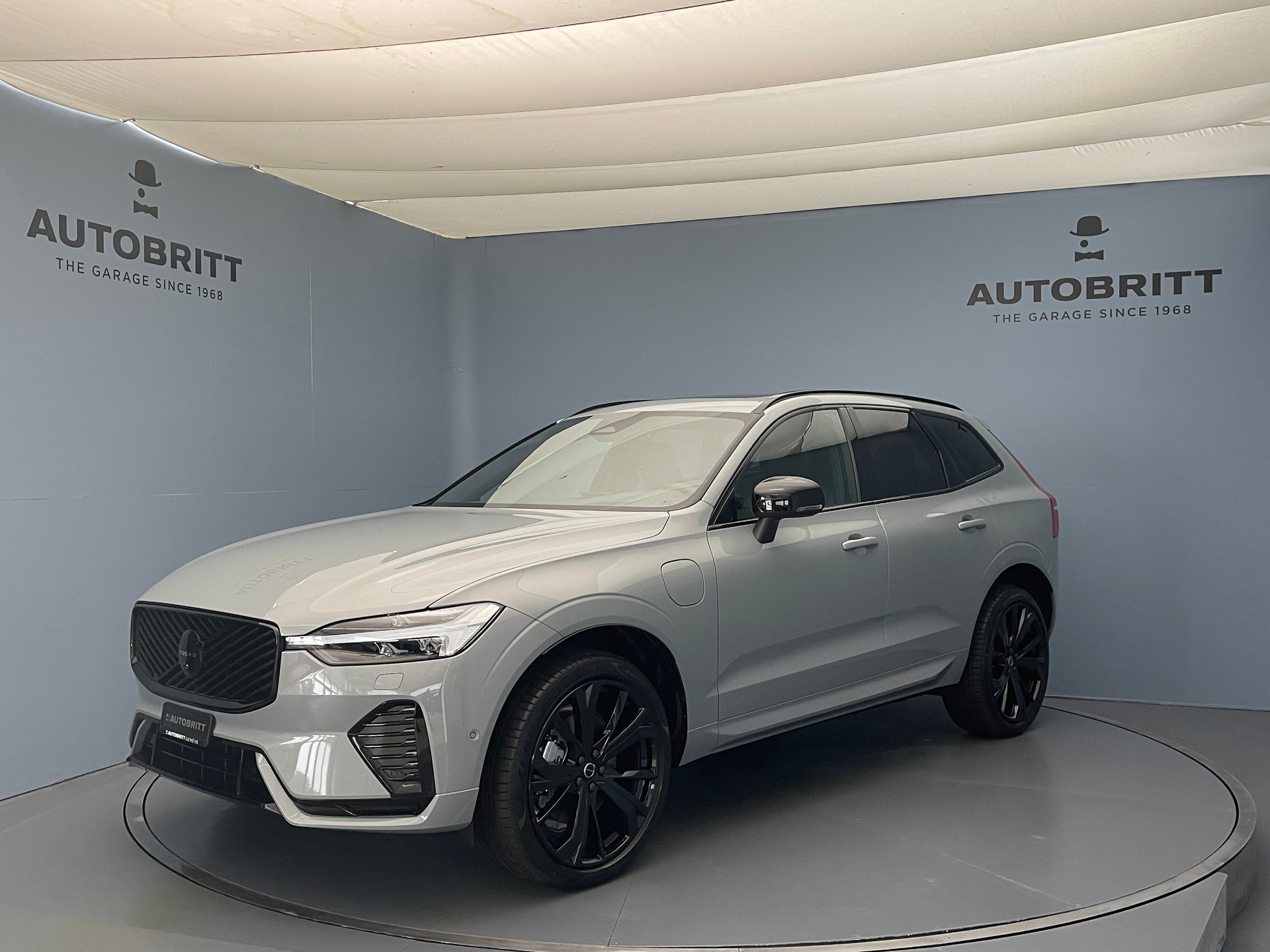 VOLVO XC60 2.0 T6 TE Black Edition eAWD
