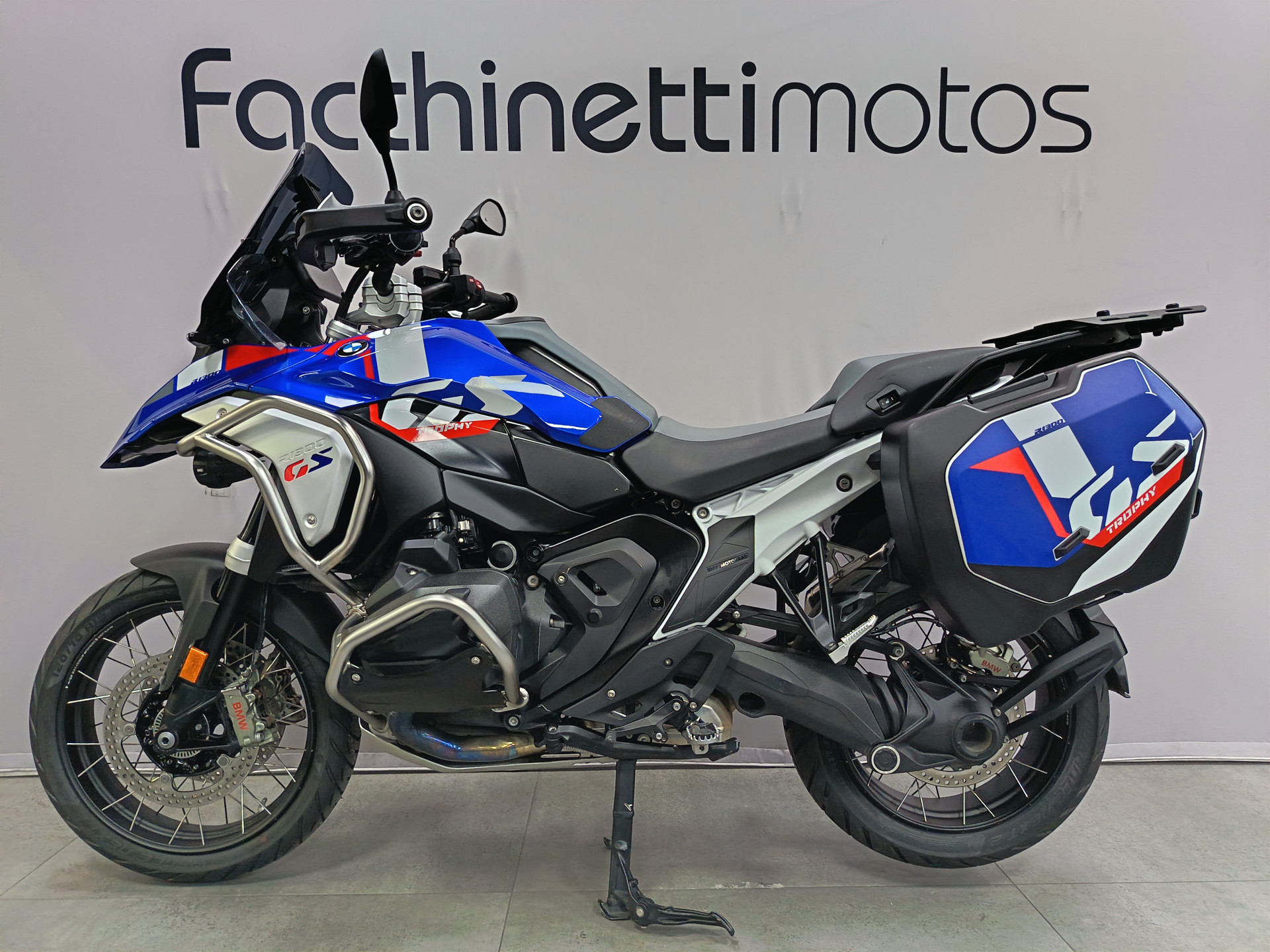 BMW R 1300 GS Trophy-image-3