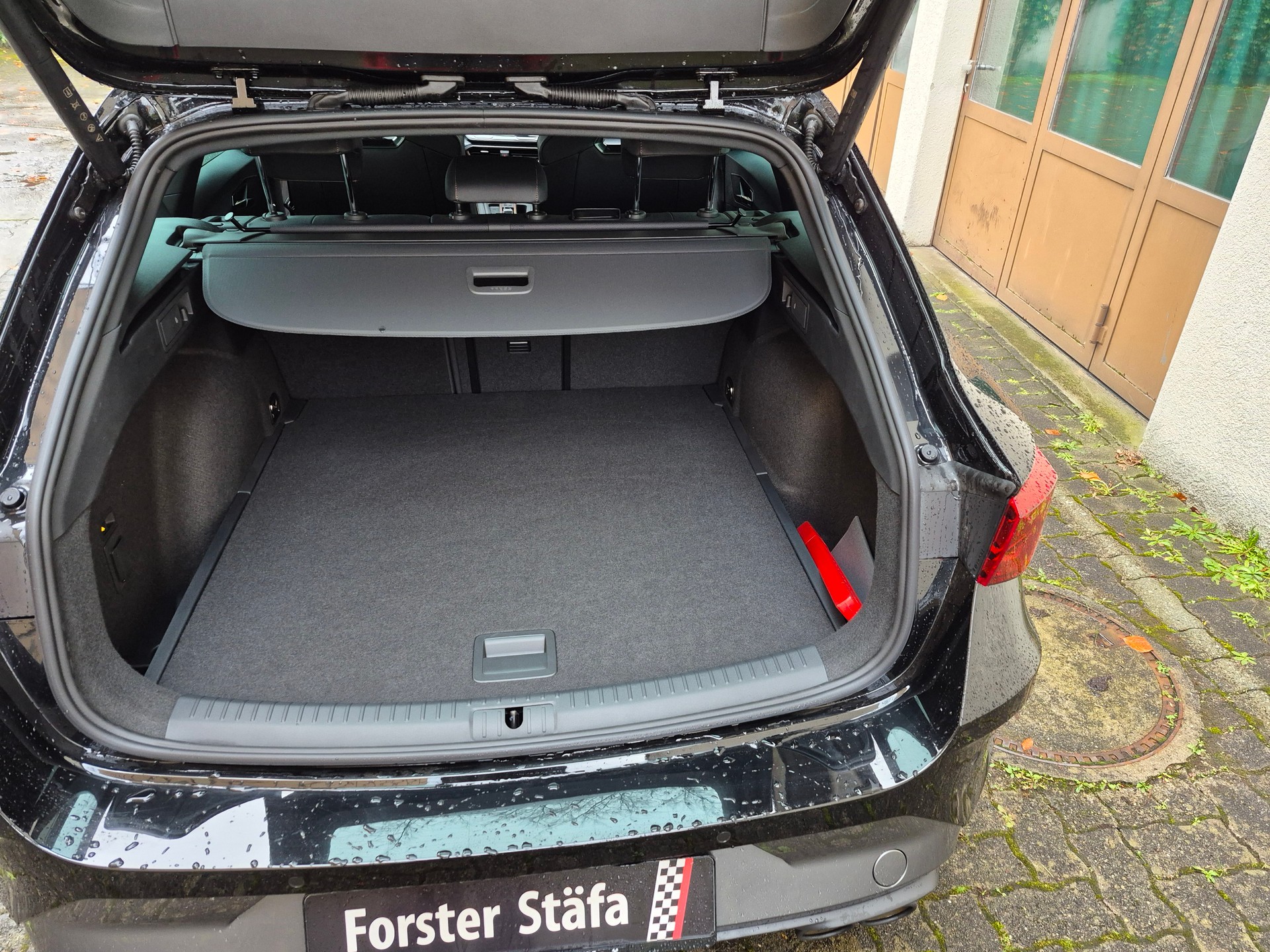 CUPRA LEON ST 2.0 TSI VZ DSG 4Drive 33% Rabatt!-image-6