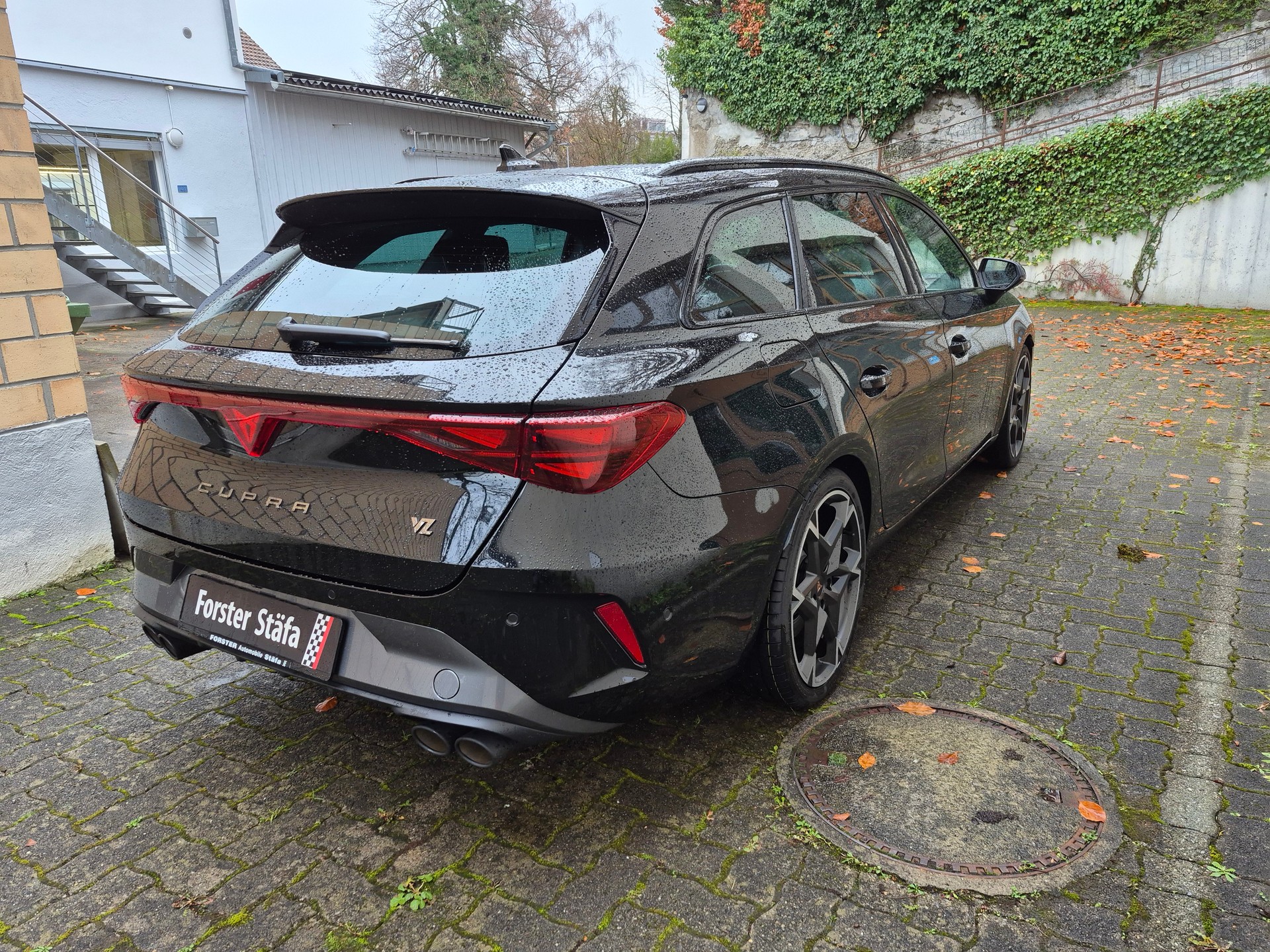 CUPRA LEON ST 2.0 TSI VZ DSG 4Drive 33% Rabatt!-image-2