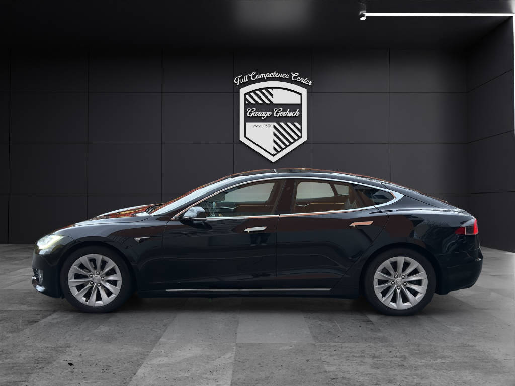 TESLA Model S 75 D