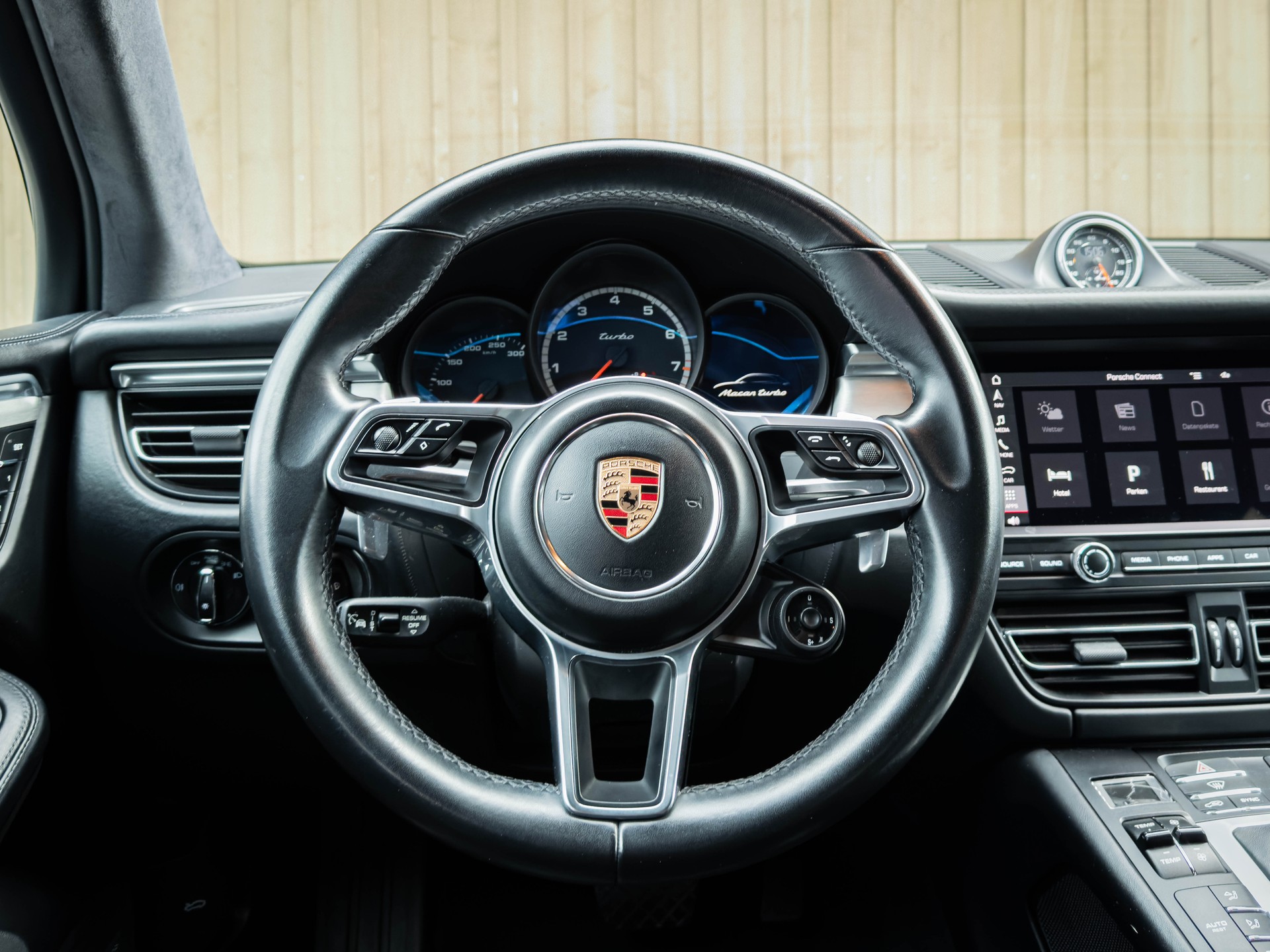 PORSCHE Macan Turbo PDK-image-11
