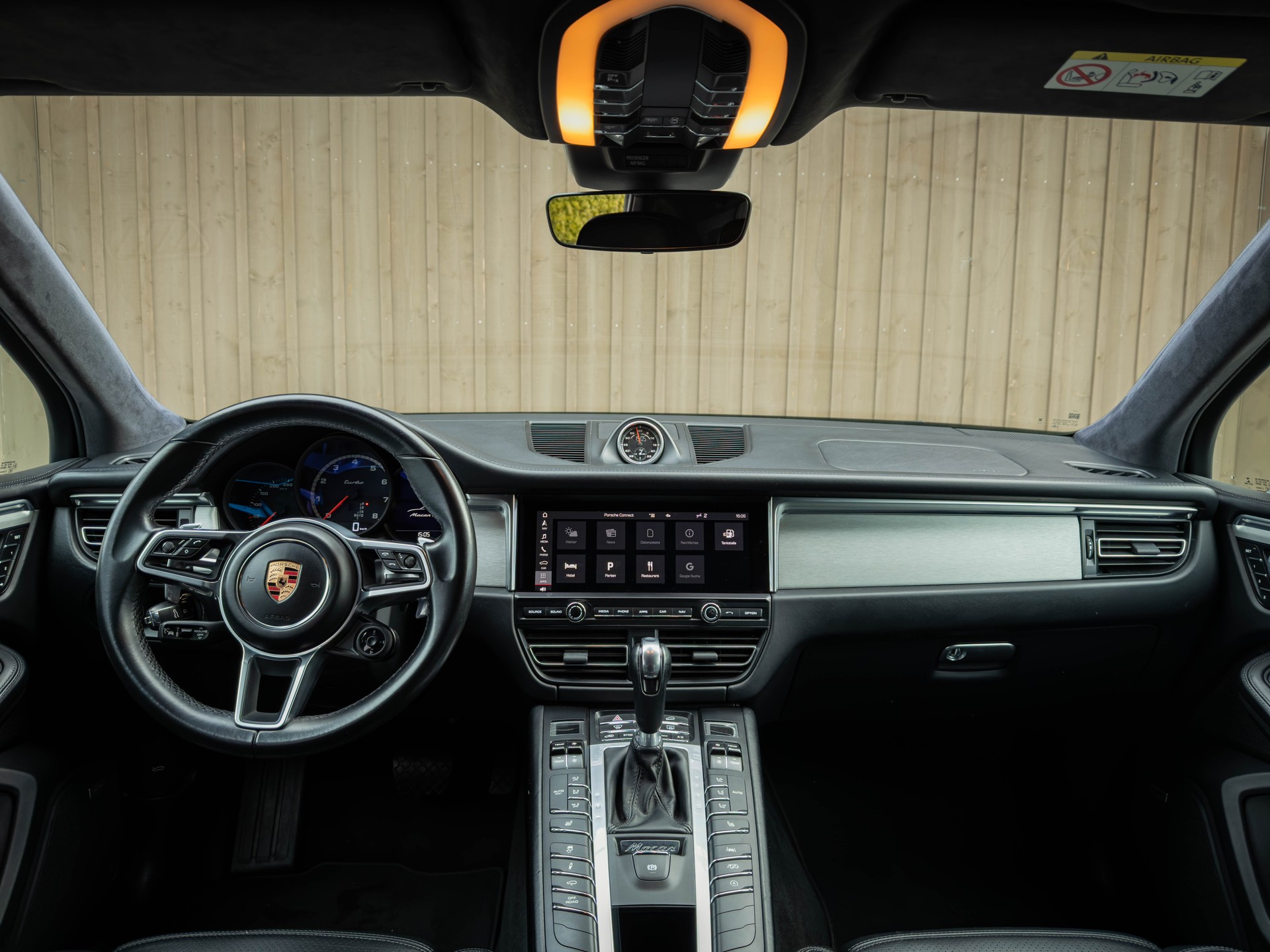 PORSCHE Macan Turbo PDK-image-10