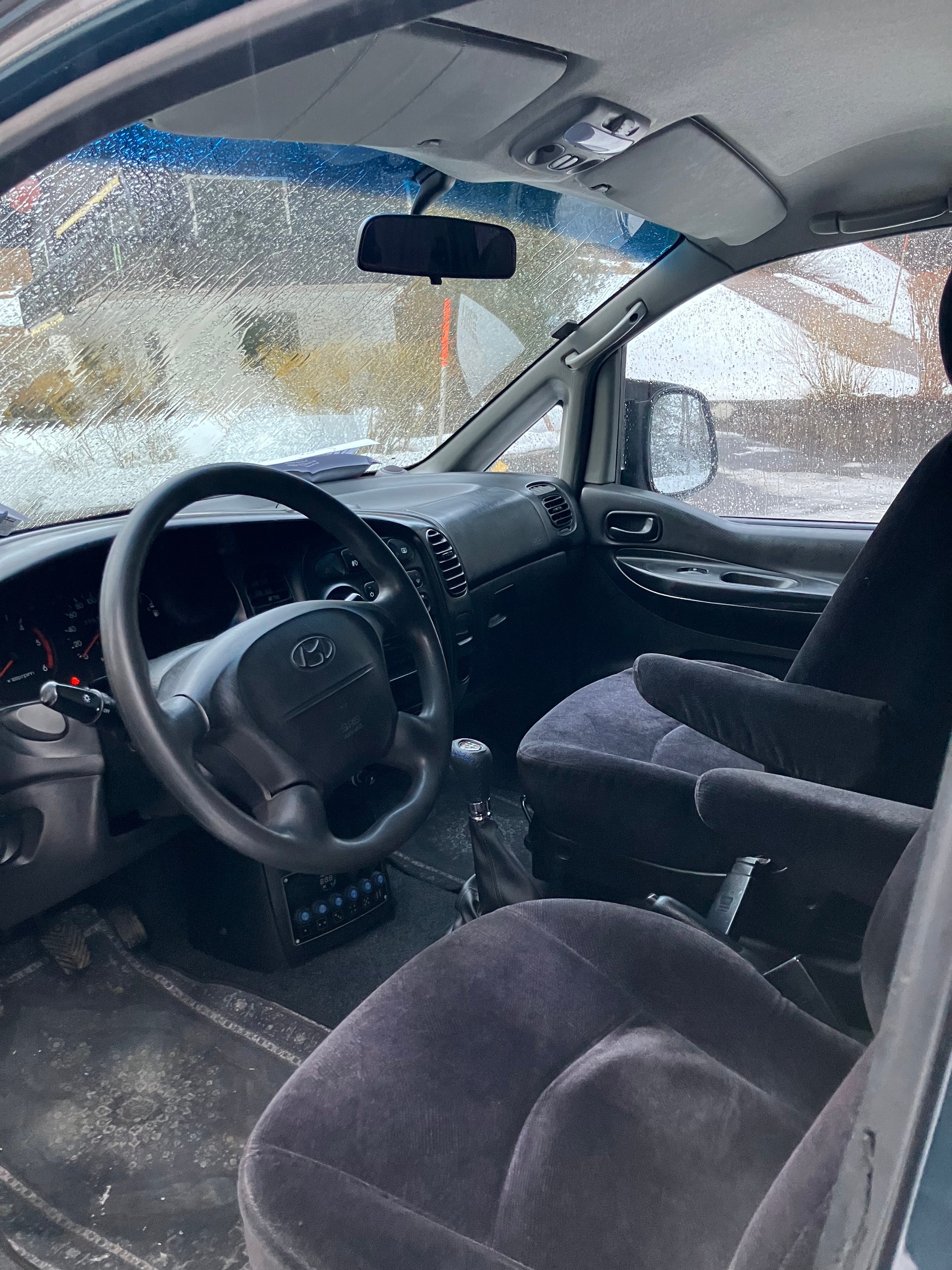 HYUNDAI Starex 2.5 TDI HSV 4x4-image-4