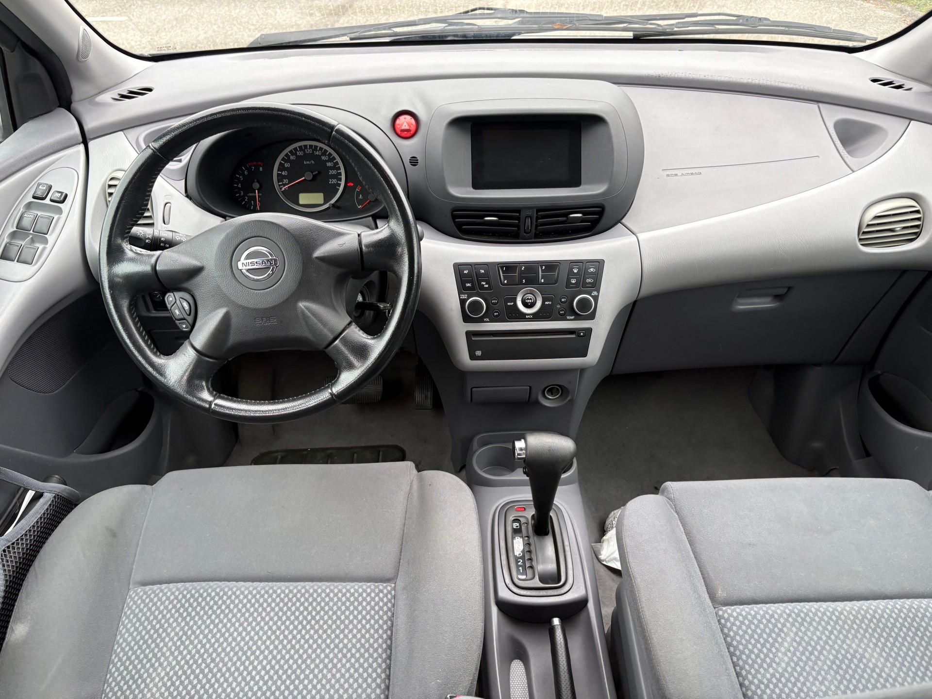 NISSAN Almera Tino 1.8 16V tekna-image-8