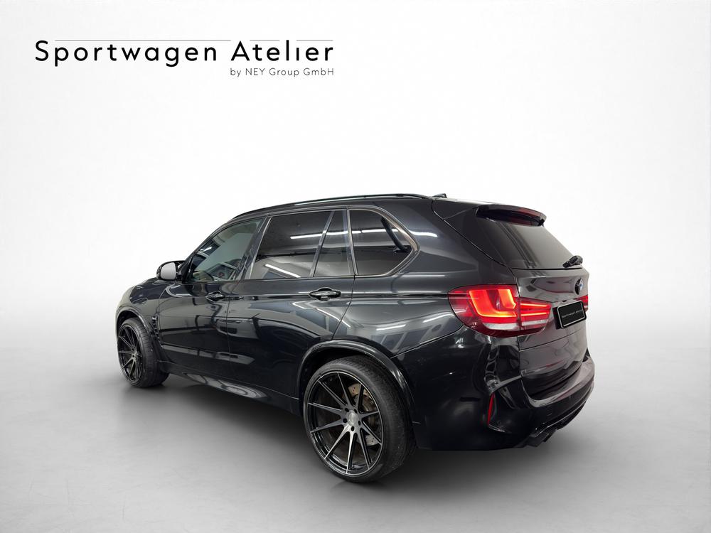 BMW X5M Steptronic-showroom-element-2