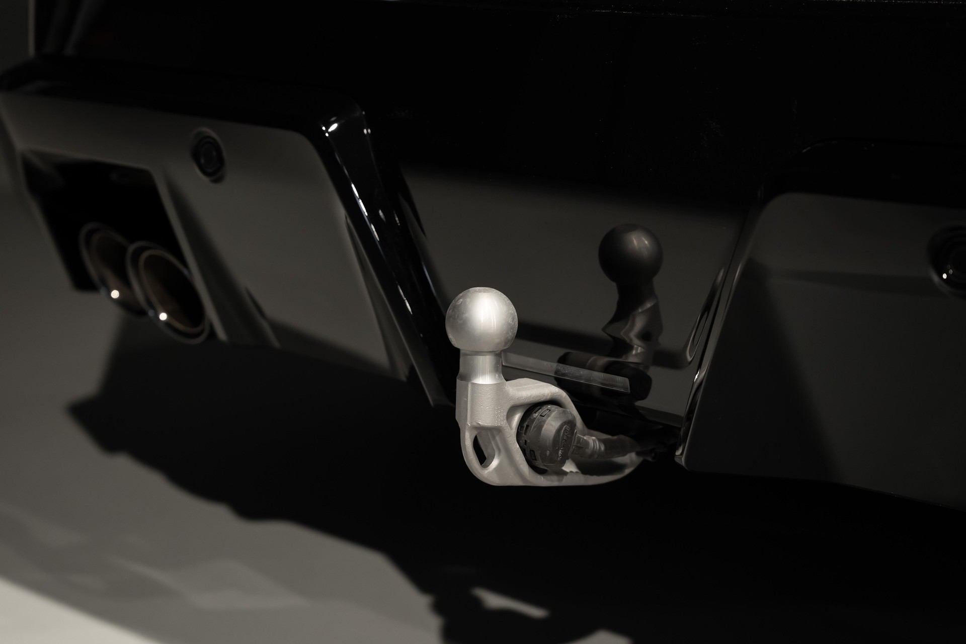 BMW M5 xDrive Touring-image-12