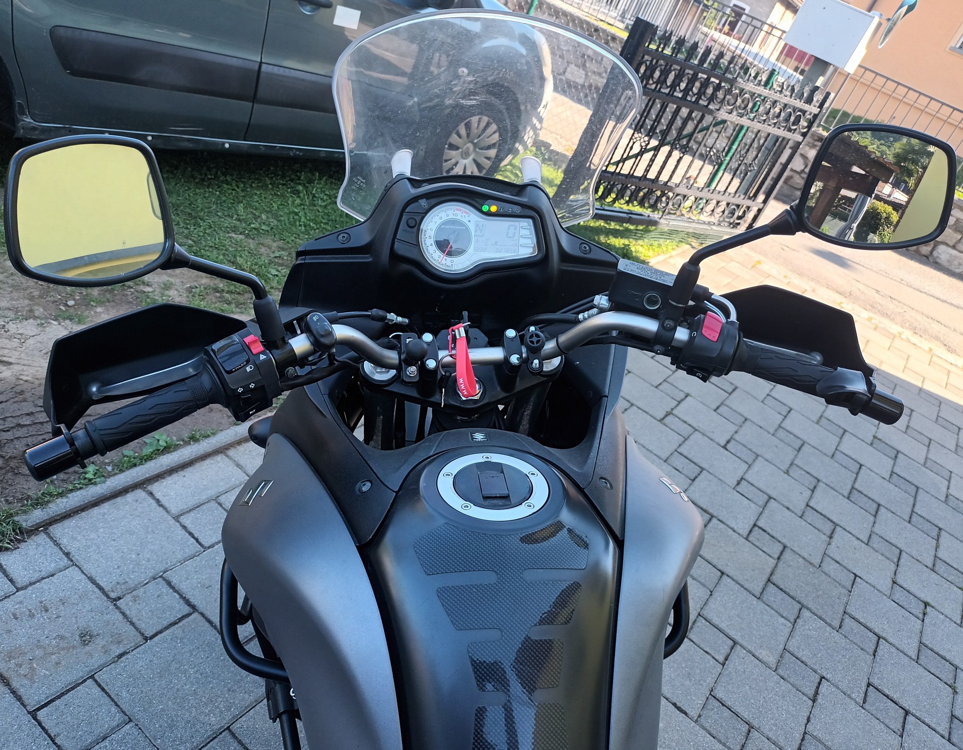 SUZUKI SUZUKY-image-2