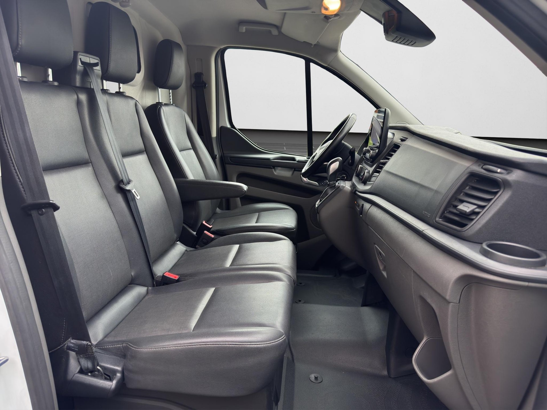 FORD Transit C Van 280 L1 2.0 TDCi 130 Trend-image-8