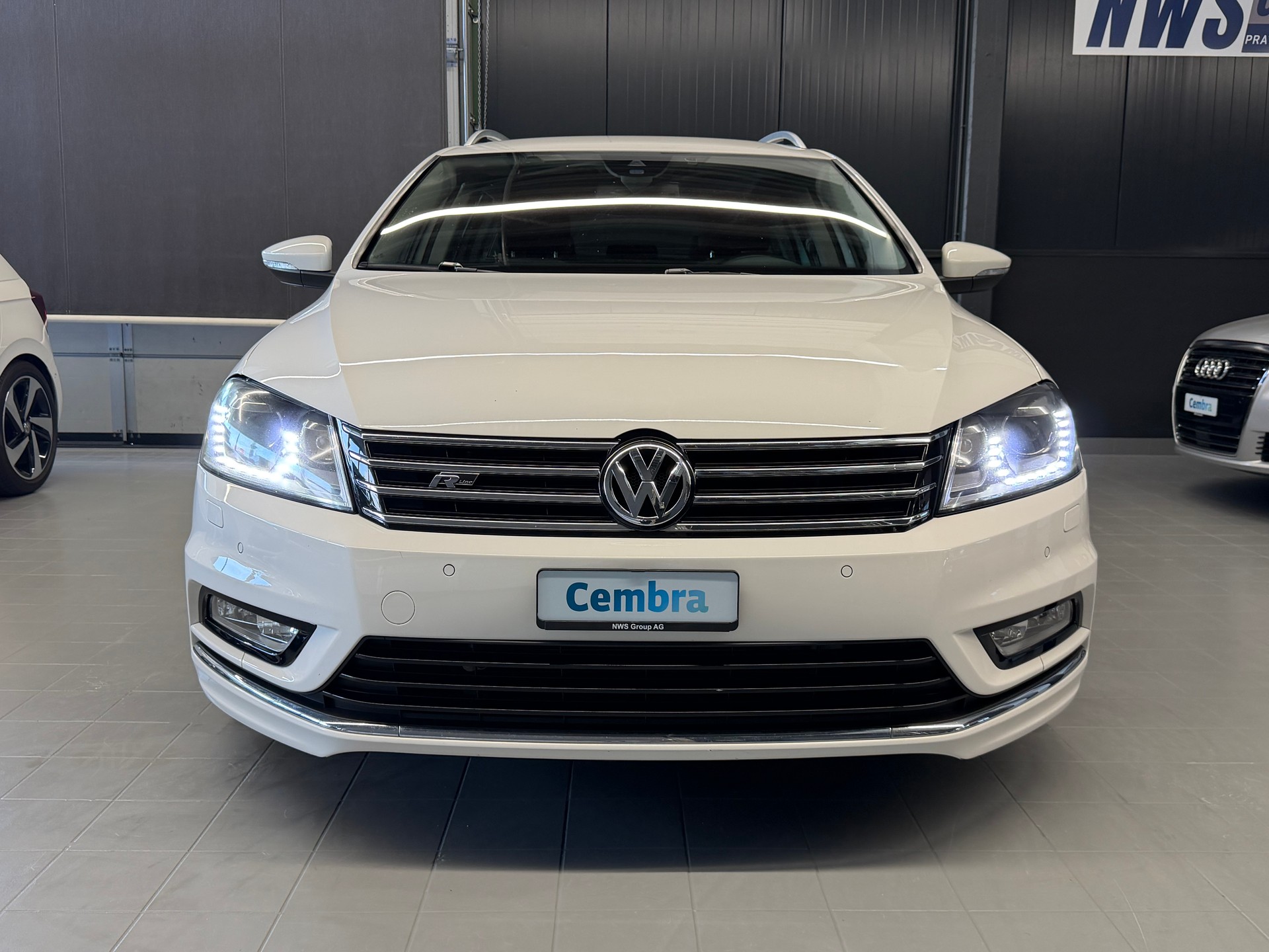 VW Passat Variant 2.0 TDI BMT R-Line 4MDSG-showroom-element-2