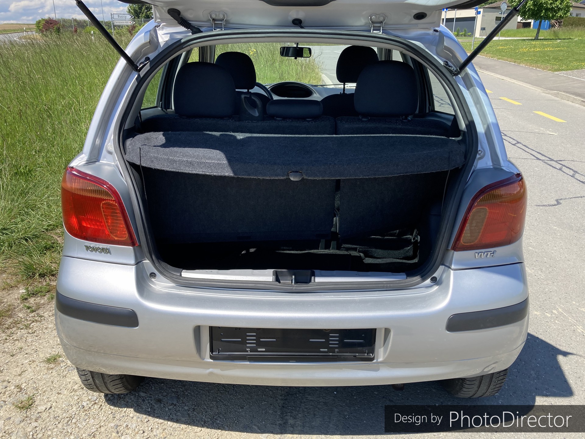 TOYOTA Yaris 1.3 Linea Sol-image-11
