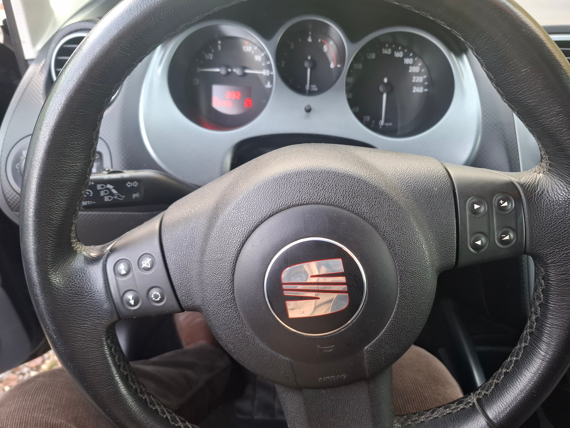SEAT Altea XL 2.0 TDI Stylance-image-13