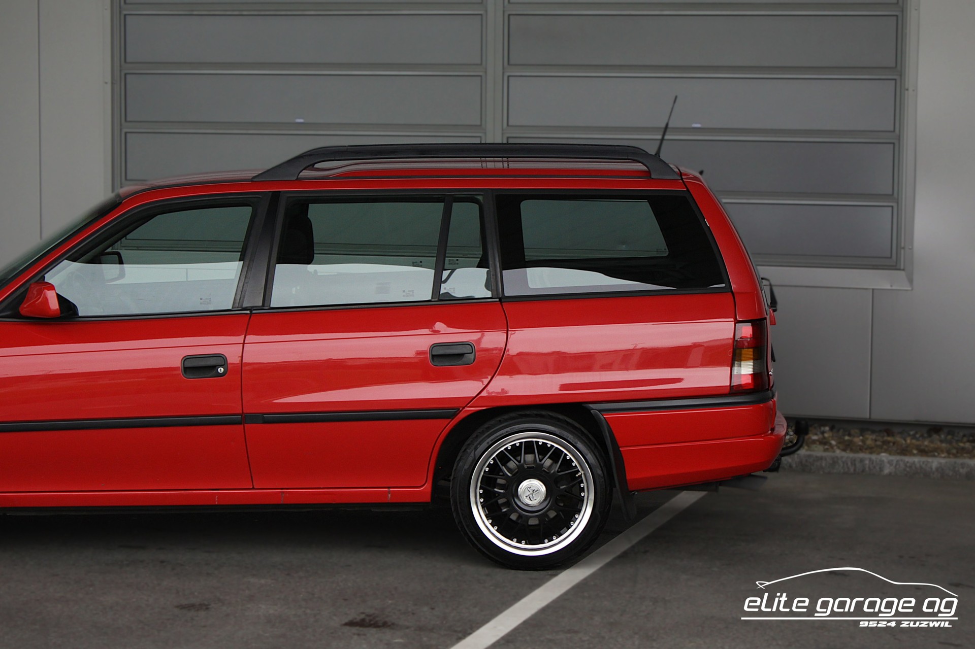 OPEL Astra Caravan 16V GSI RECREATION-image-12