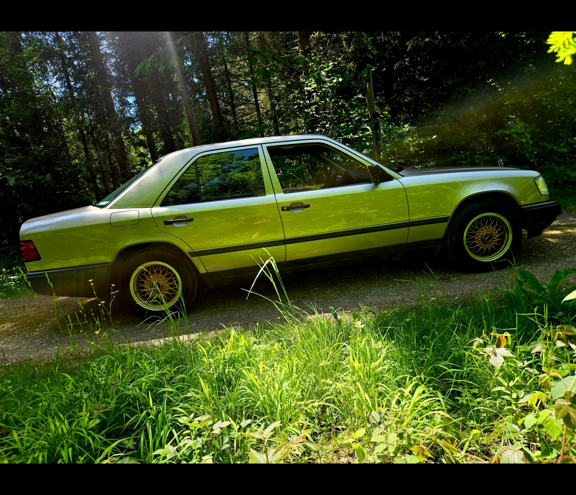 MERCEDES-BENZ 300 E-image-2