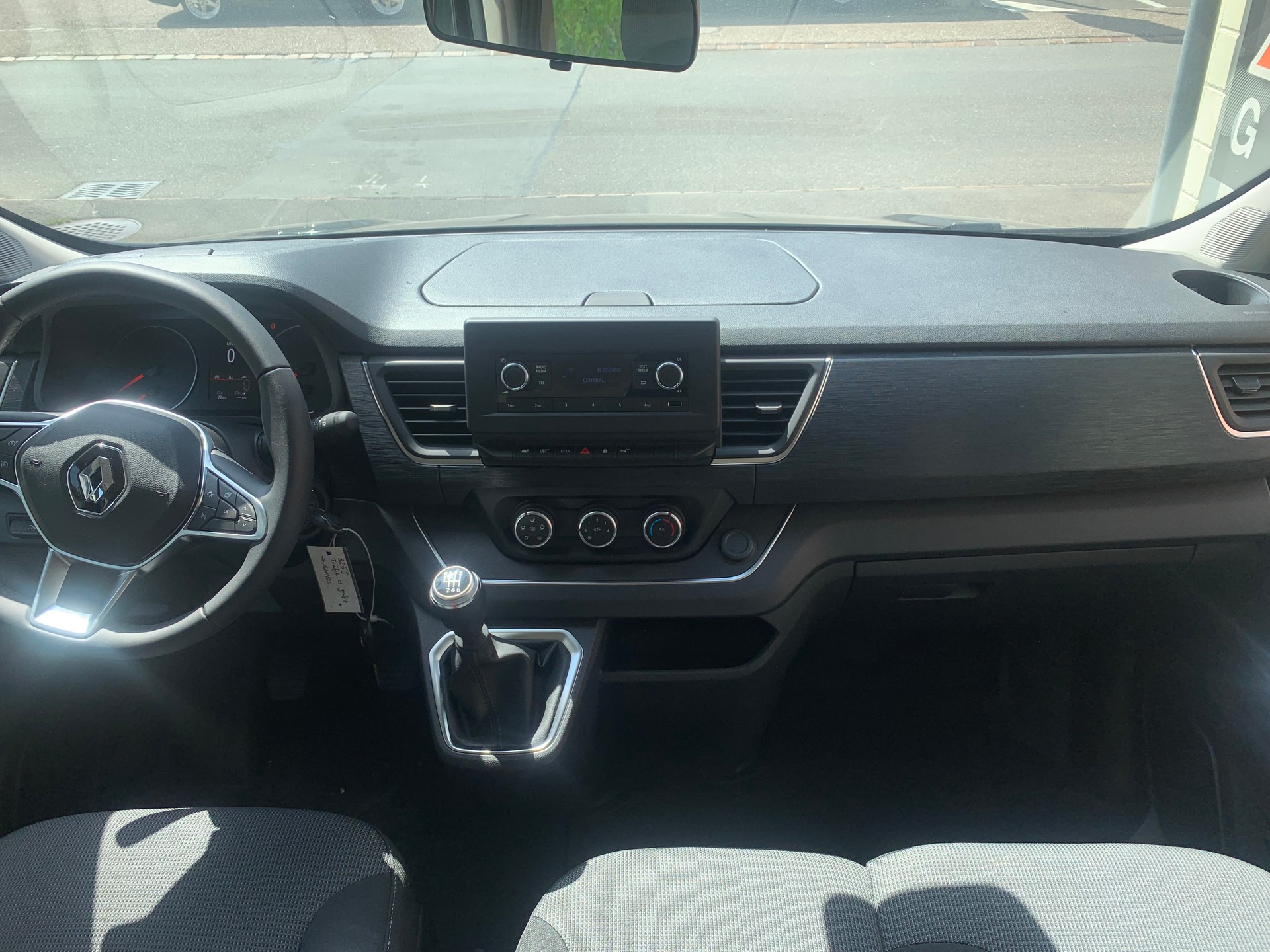 RENAULT Trafic Blue dCi 150 Grand Pasagier Techno-image-6