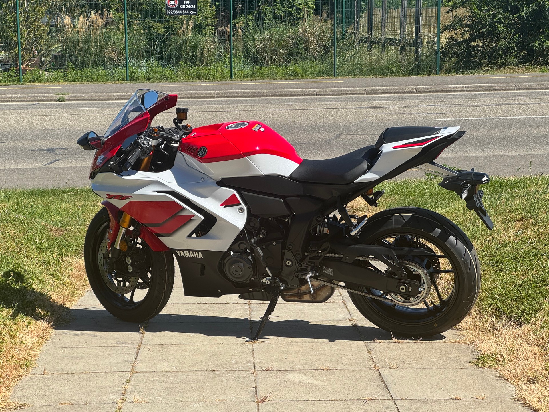 YAMAHA YZF-R7 ABS 70th Anniversary-image-3