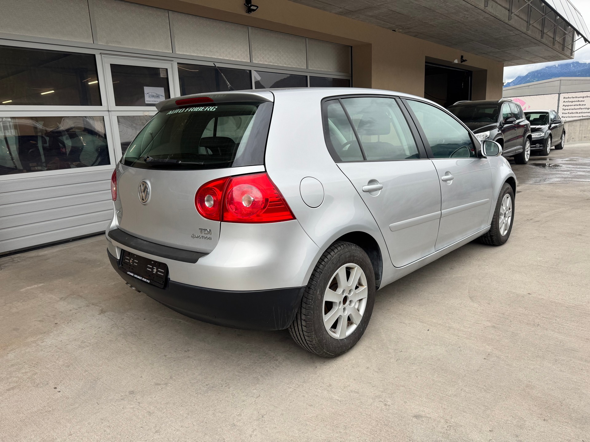VW Golf 1.9 TDI Comfortline 4Motion-image-3