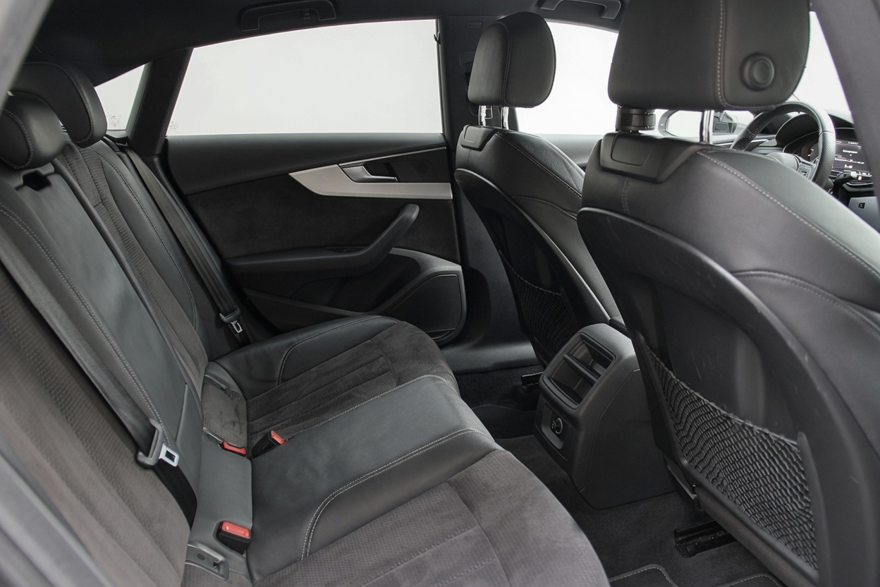 AUDI A5 Sportback 3.0 TDI Sport quattro S-LINE-image-11