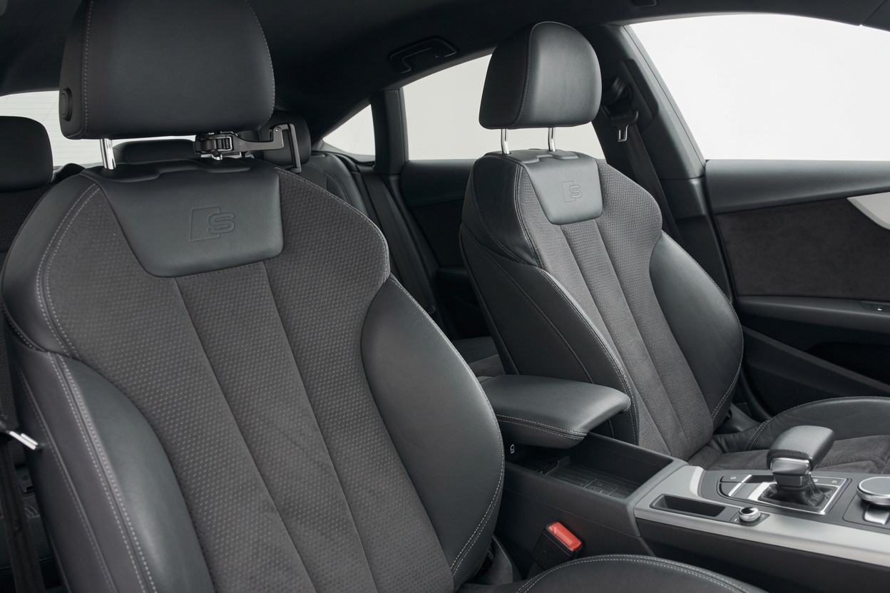 AUDI A5 Sportback 3.0 TDI Sport quattro S-LINE-image-14