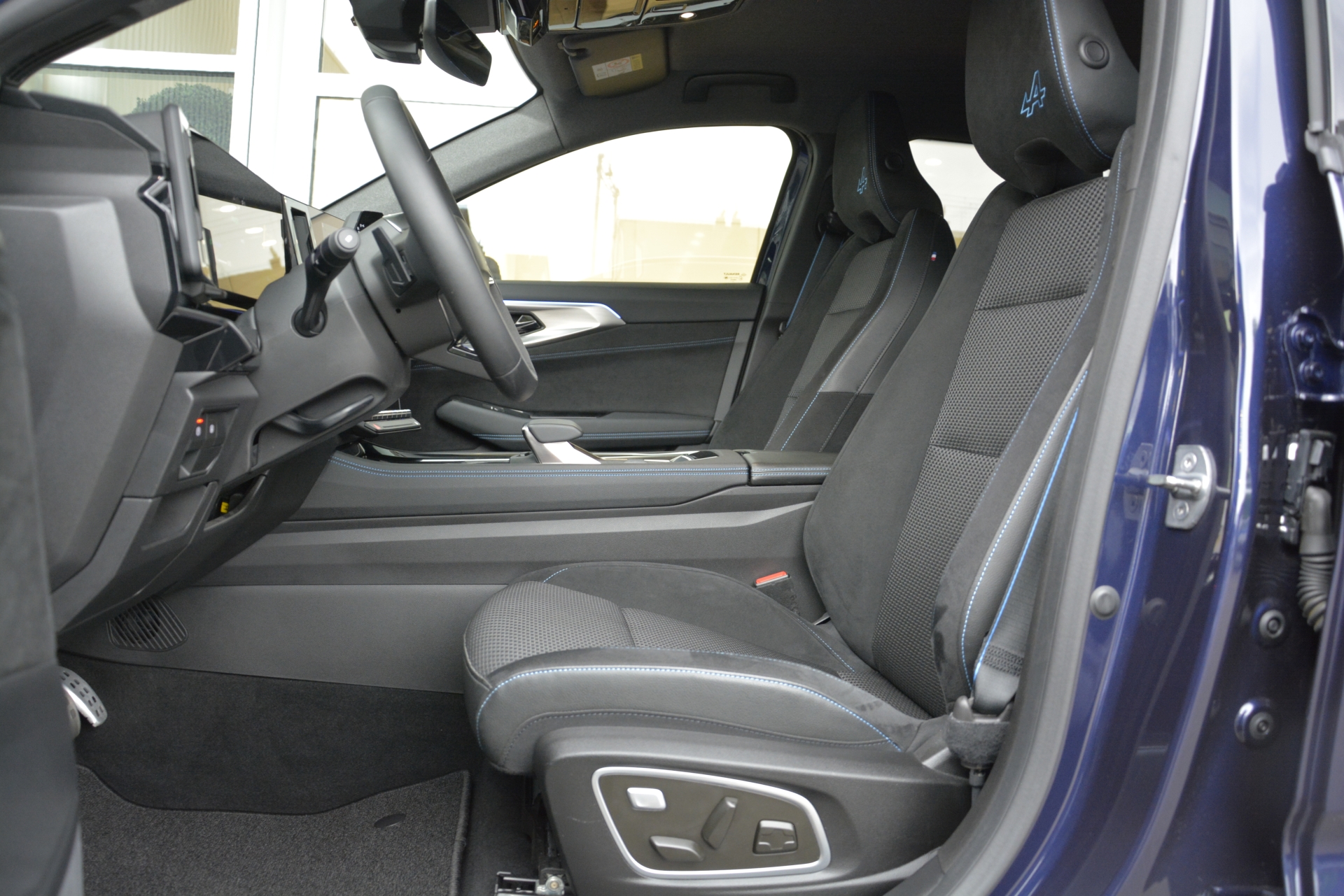 RENAULT Espace 1.2 E-Tech esprit Alpine 5P-image-8