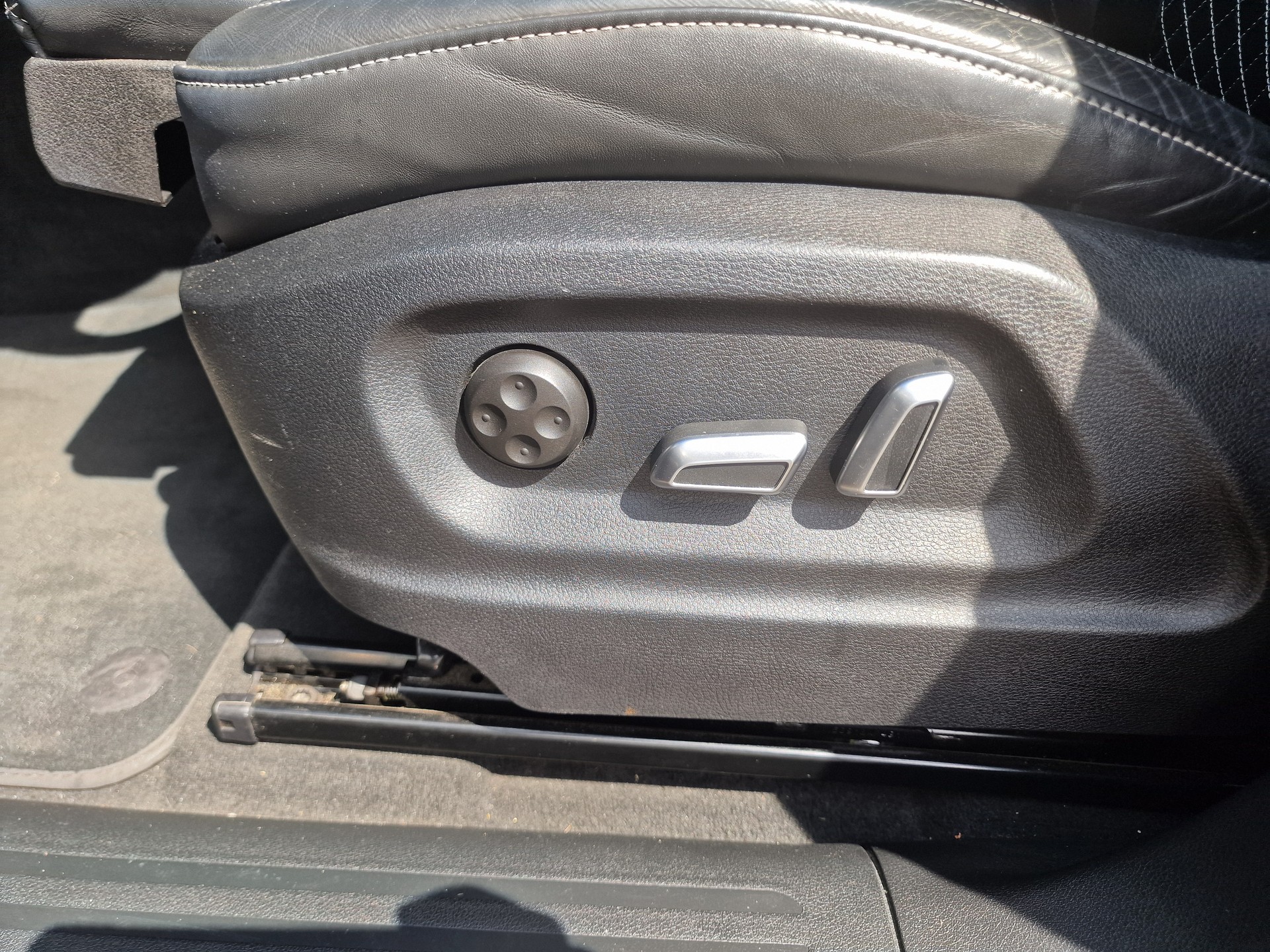 AUDI SQ5 3.0 TDI plus quattro tiptronic-image-10