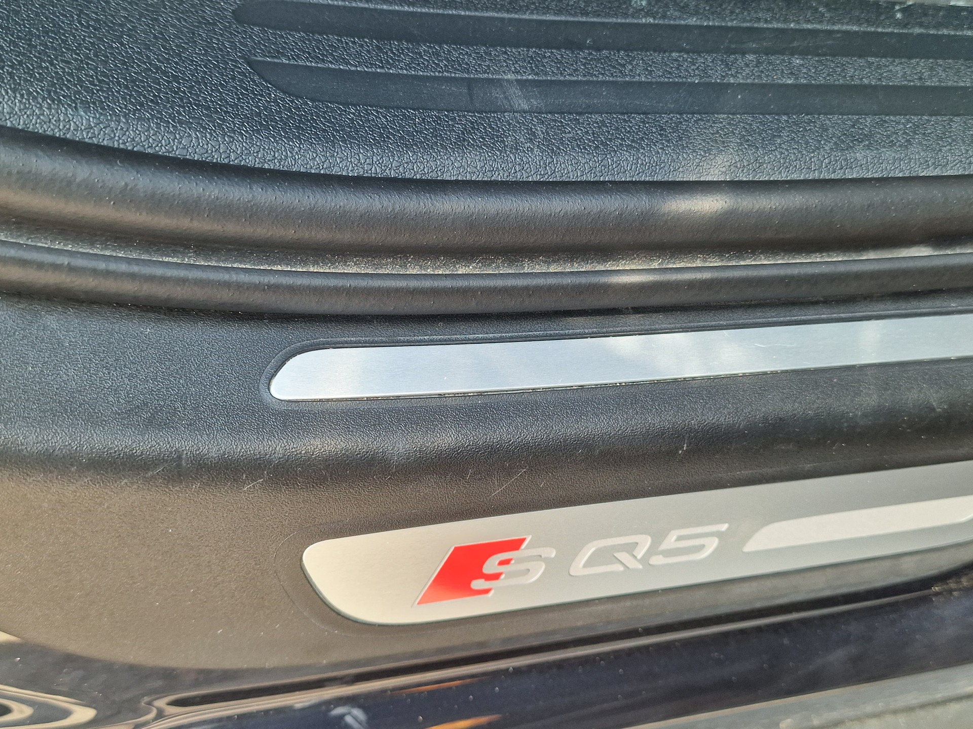 AUDI SQ5 3.0 TDI plus quattro tiptronic-image-26