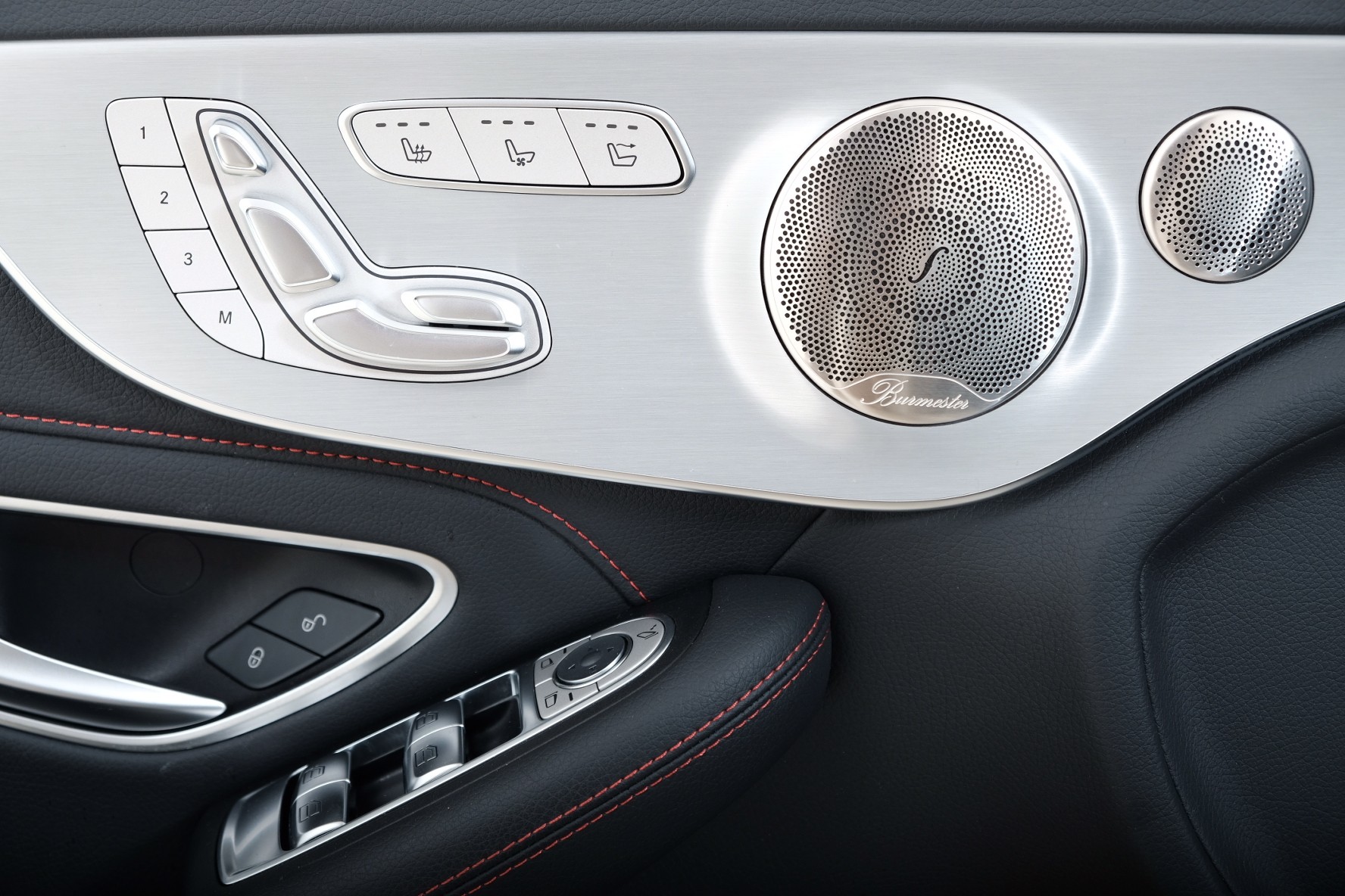 MERCEDES-BENZ C 43 Cabriolet AMG 4Matic 9G-Tronic-image-14