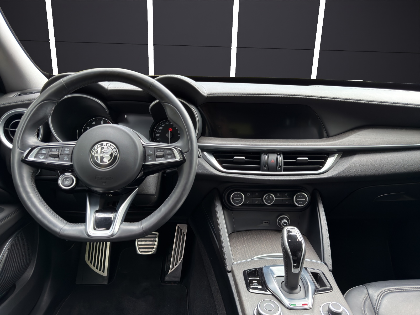 ALFA ROMEO Stelvio 2.0 TI Q4 Automatic-image-12