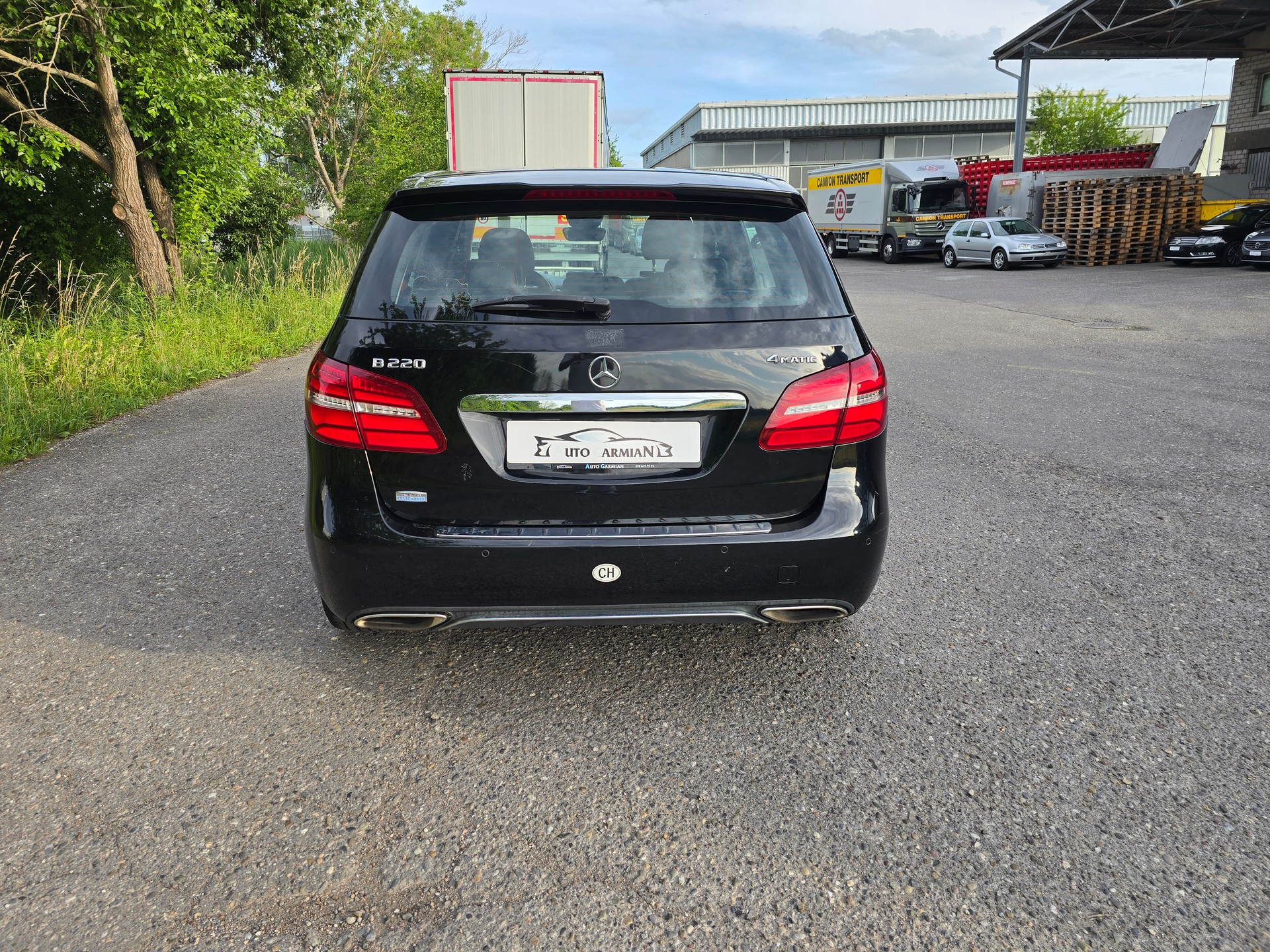 MERCEDES-BENZ B 220 Style 4Matic 7G-DCT-showroom-element-3