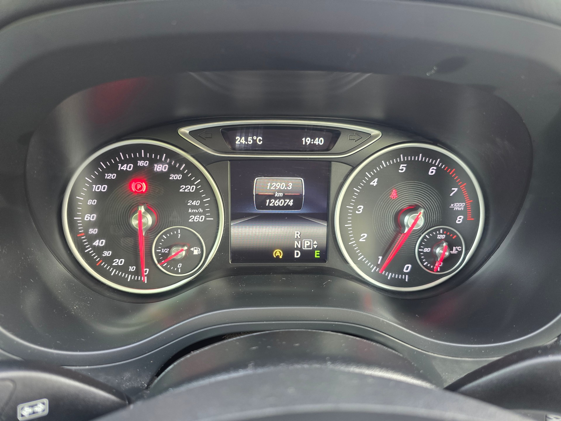 MERCEDES-BENZ B 220 Style 4Matic 7G-DCT-image-20