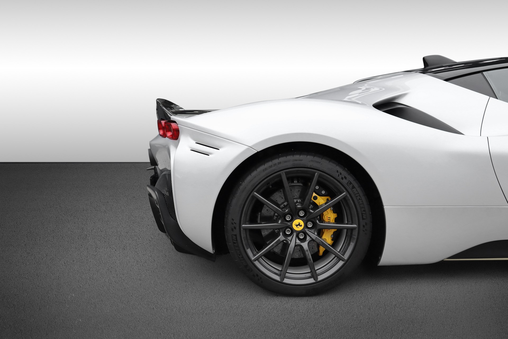 FERRARI SF90 Stradale-image-8