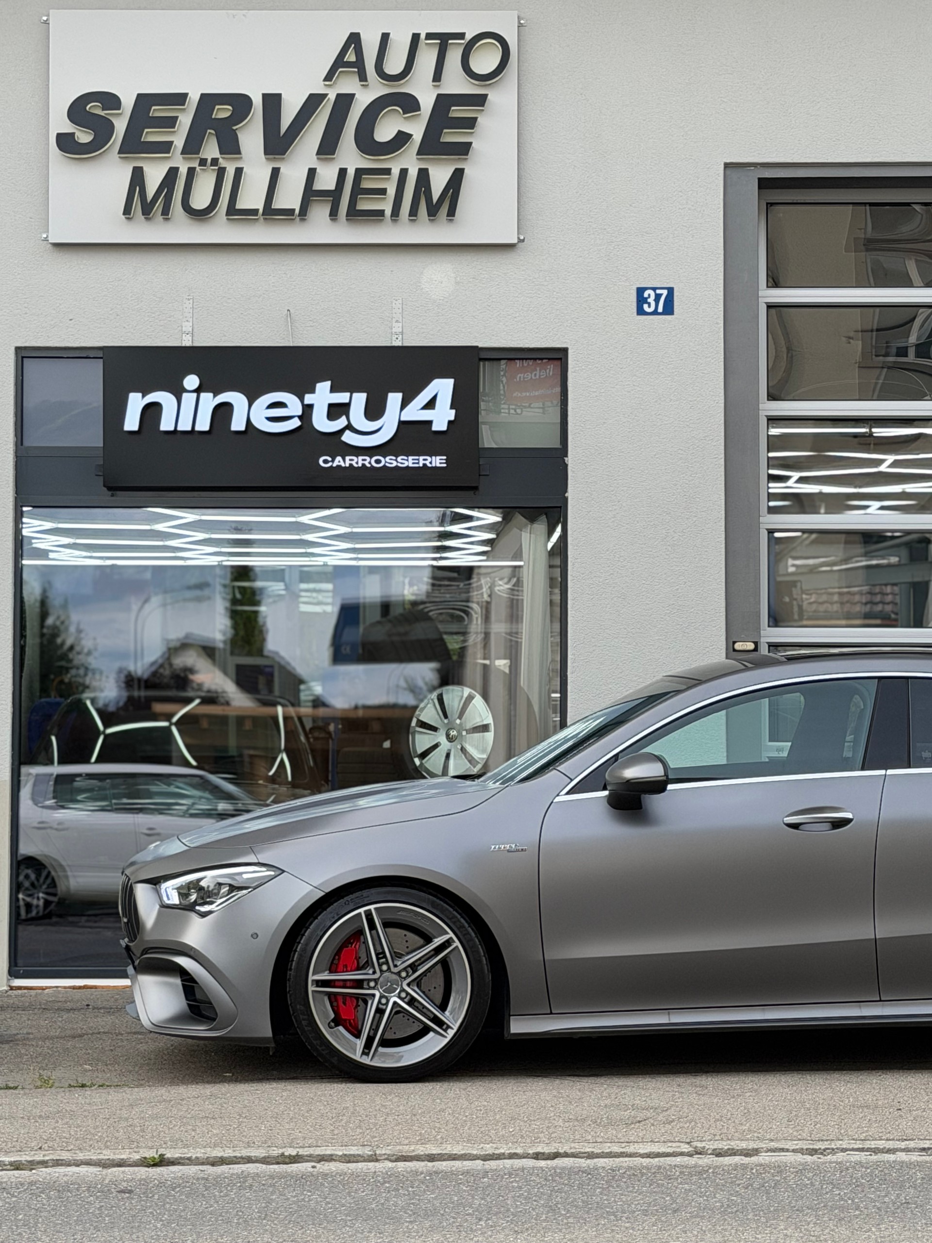 MERCEDES-BENZ CLA Coupé 45 S AMG 4Matic+ 8G-DCT | Frisch MFK | Automat | RFK | Glasdach | Klima | LED | Performance Sitze | Abgasanlage |-image-12