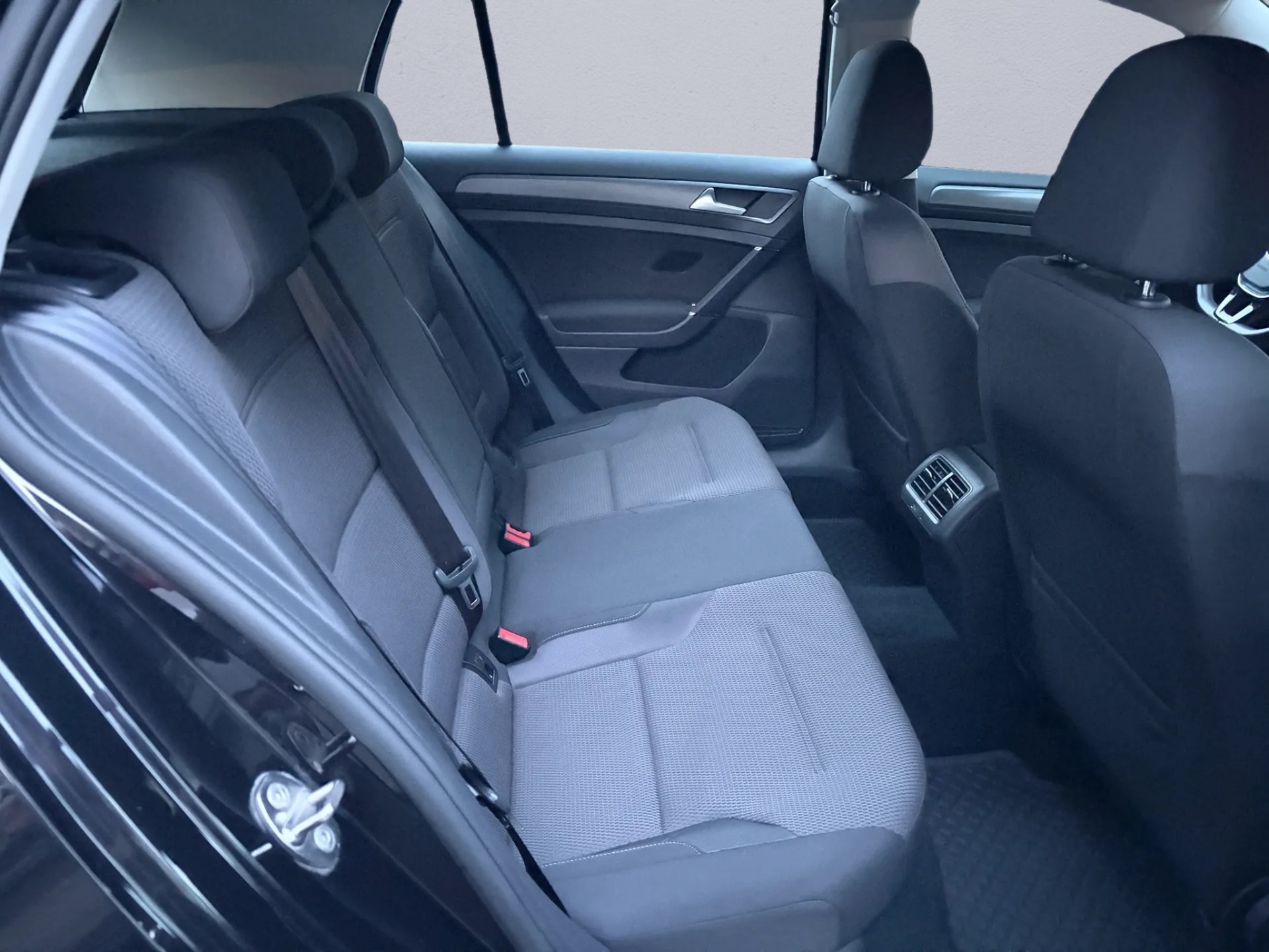 VW Golf 1.0 TSI Comfortline-image-13