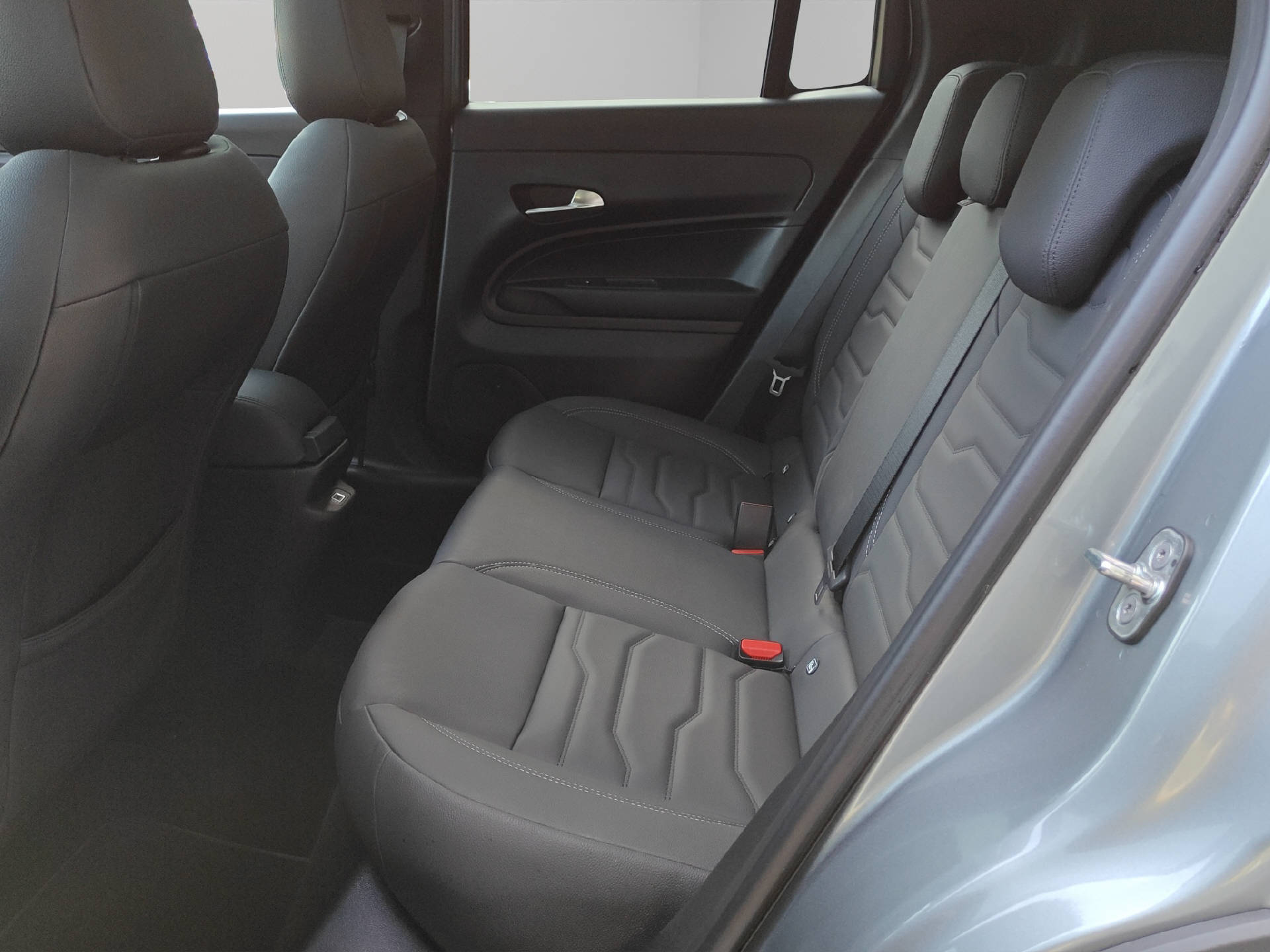 JEEP Avenger 1.2 MHEV Summit-image-5