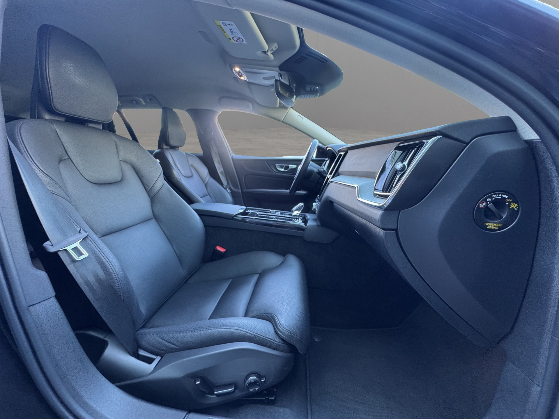 VOLVO V60 T6 eAWD Twin Engine Inscription Geartronic-image-18