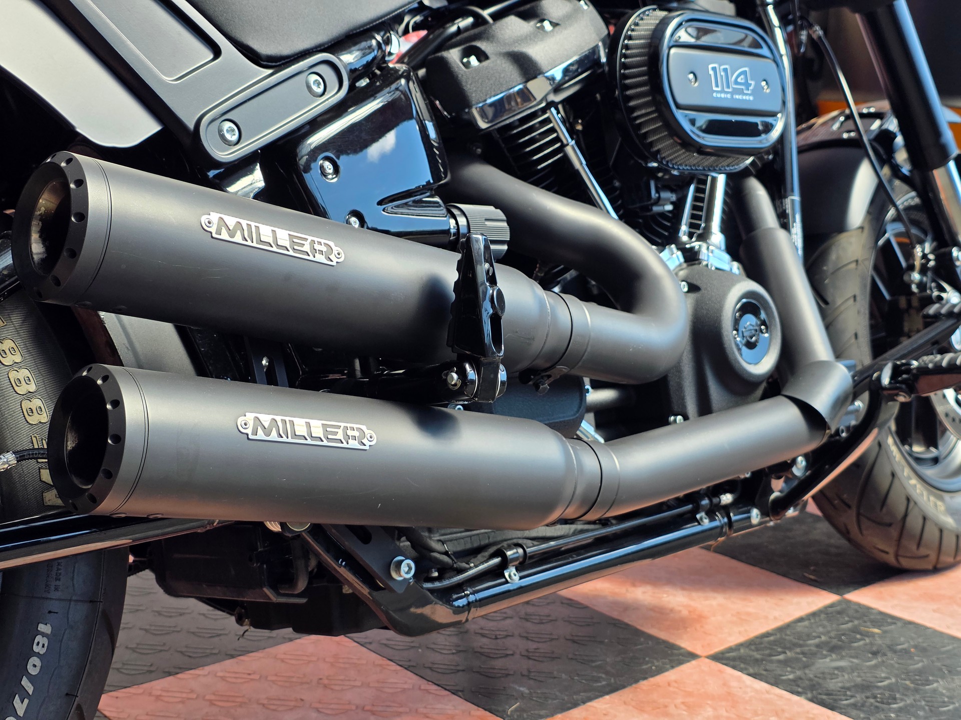 HARLEY-DAVIDSON FXFBS Fat Bob 114 ABS-image-10