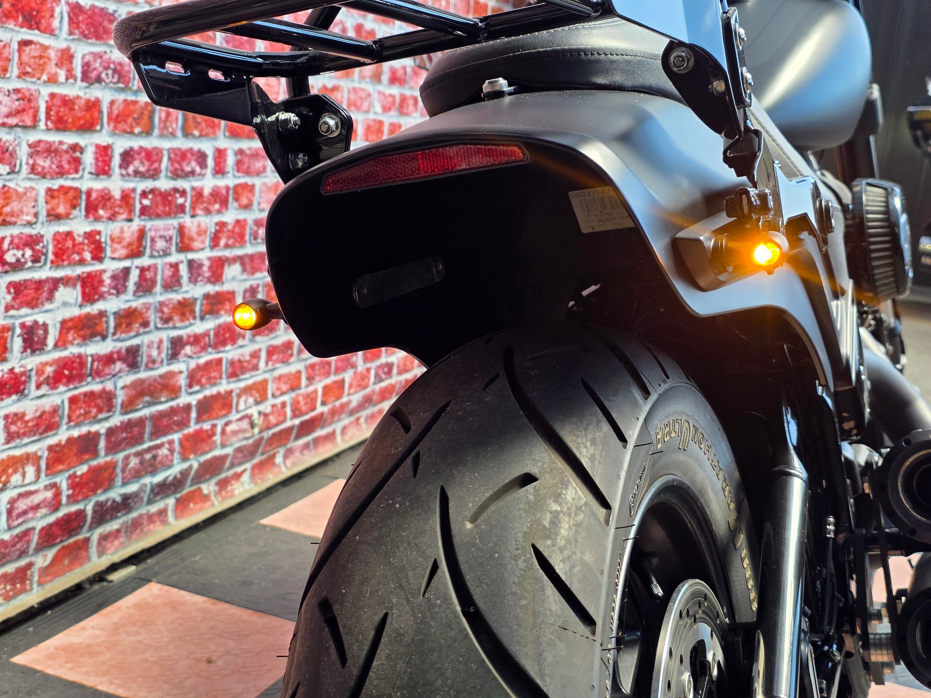 HARLEY-DAVIDSON FXFBS Fat Bob 114 ABS-image-12