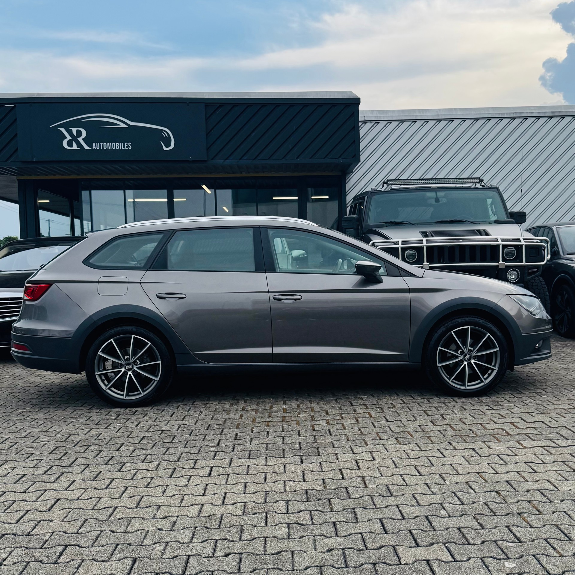 SEAT Leon ST 2.0 TDI X-Perience 4Drive-showroom-element-1