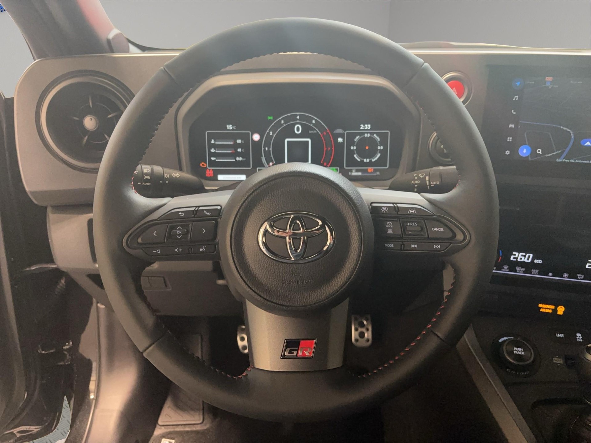TOYOTA GR Yaris 1.6 Turbo Sport 4x4-showroom-element-2