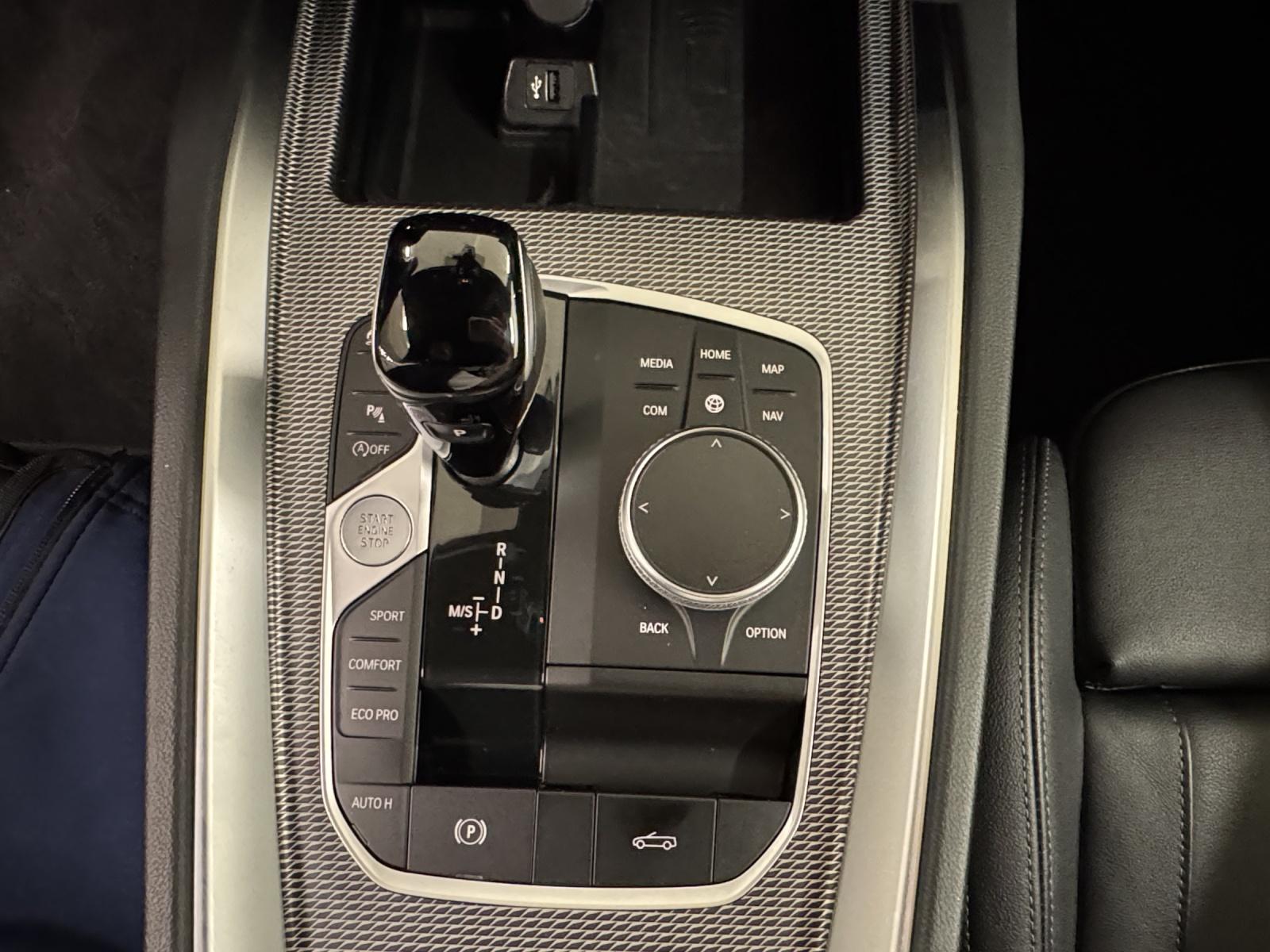 BMW Z4 20i sDrive-image-18