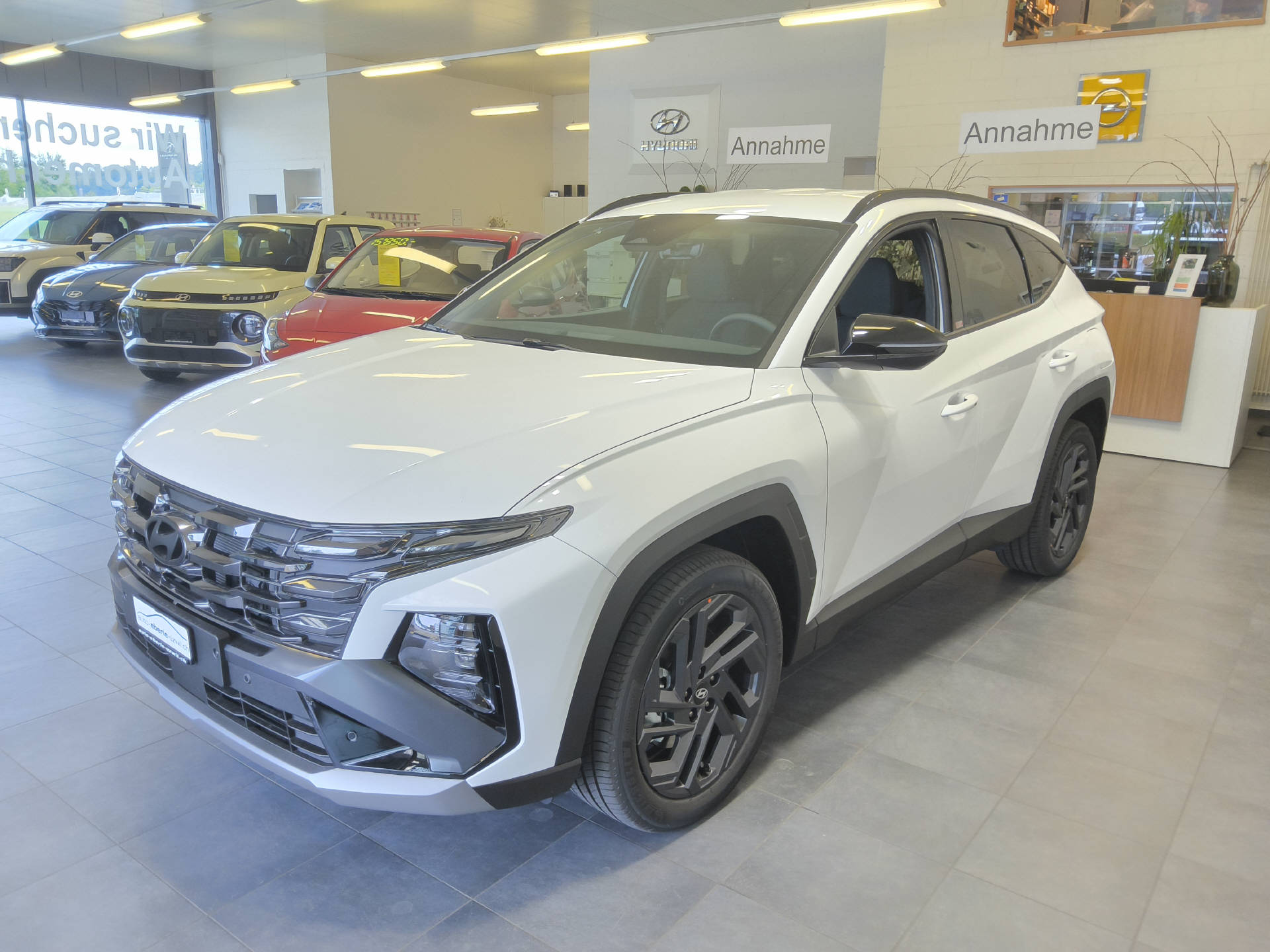 HYUNDAI Tucson 1.6 T-GDi HEV Origo Blackline 4WD-showroom-element-3