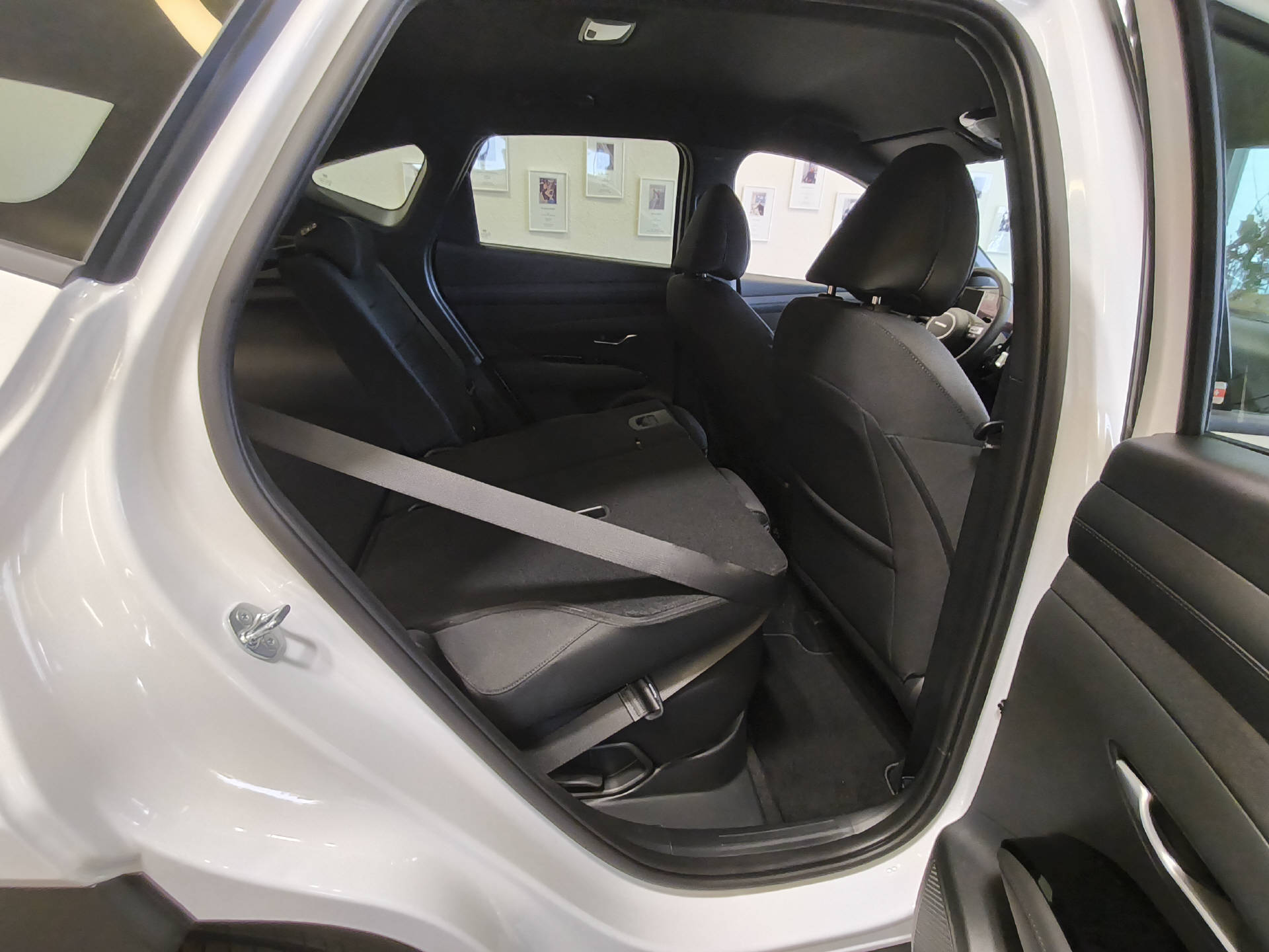HYUNDAI Tucson 1.6 T-GDi HEV Origo Blackline 4WD-image-10