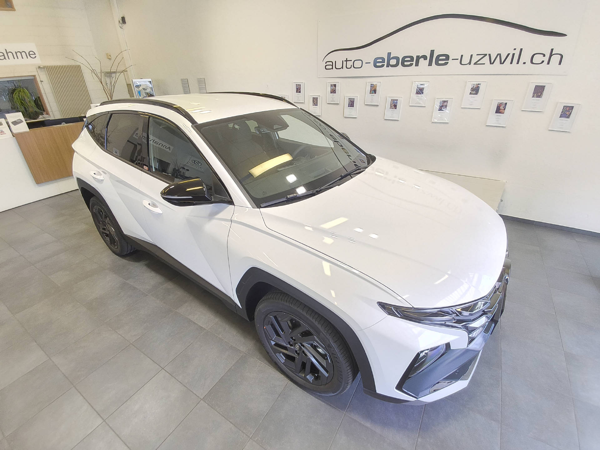 HYUNDAI Tucson 1.6 T-GDi HEV Origo Blackline 4WD-image-17