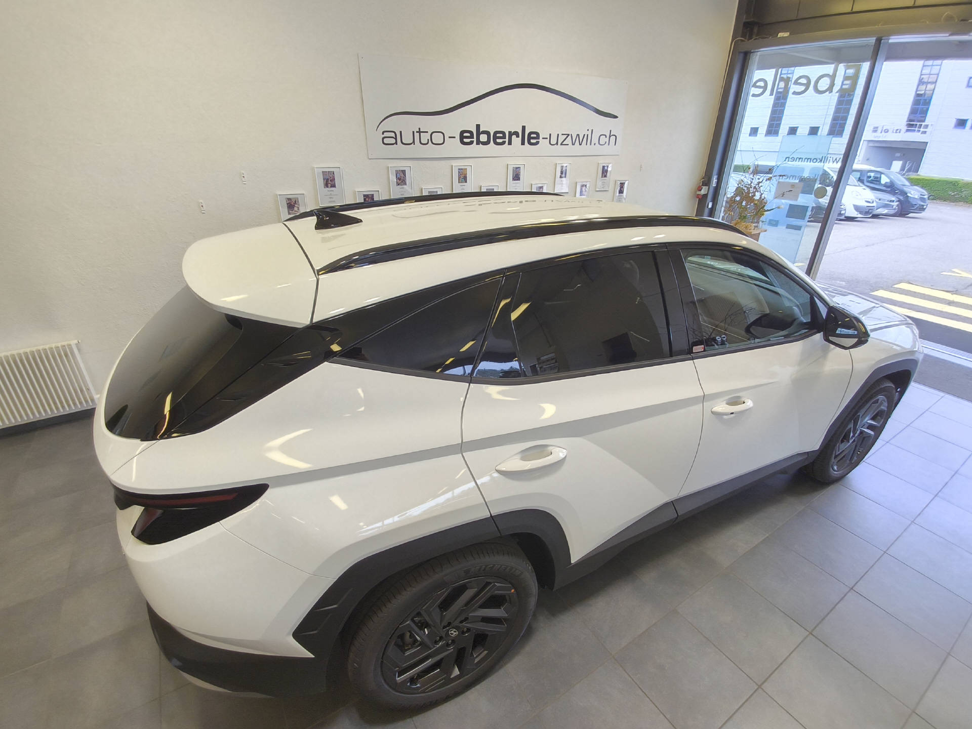 HYUNDAI Tucson 1.6 T-GDi HEV Origo Blackline 4WD-image-18