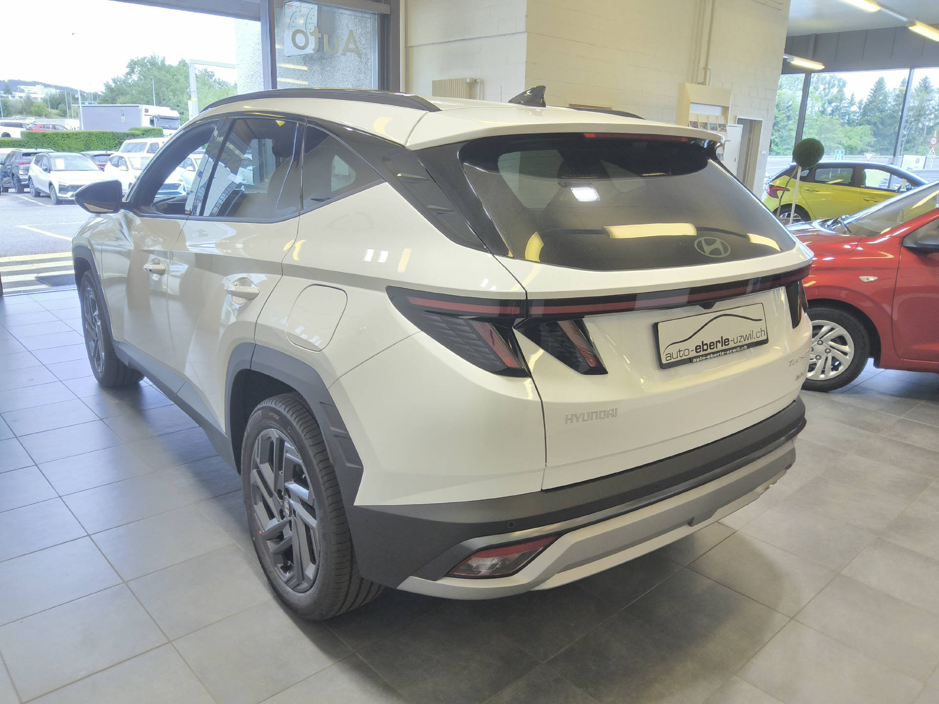 HYUNDAI Tucson 1.6 T-GDi HEV Origo Blackline 4WD-image-4