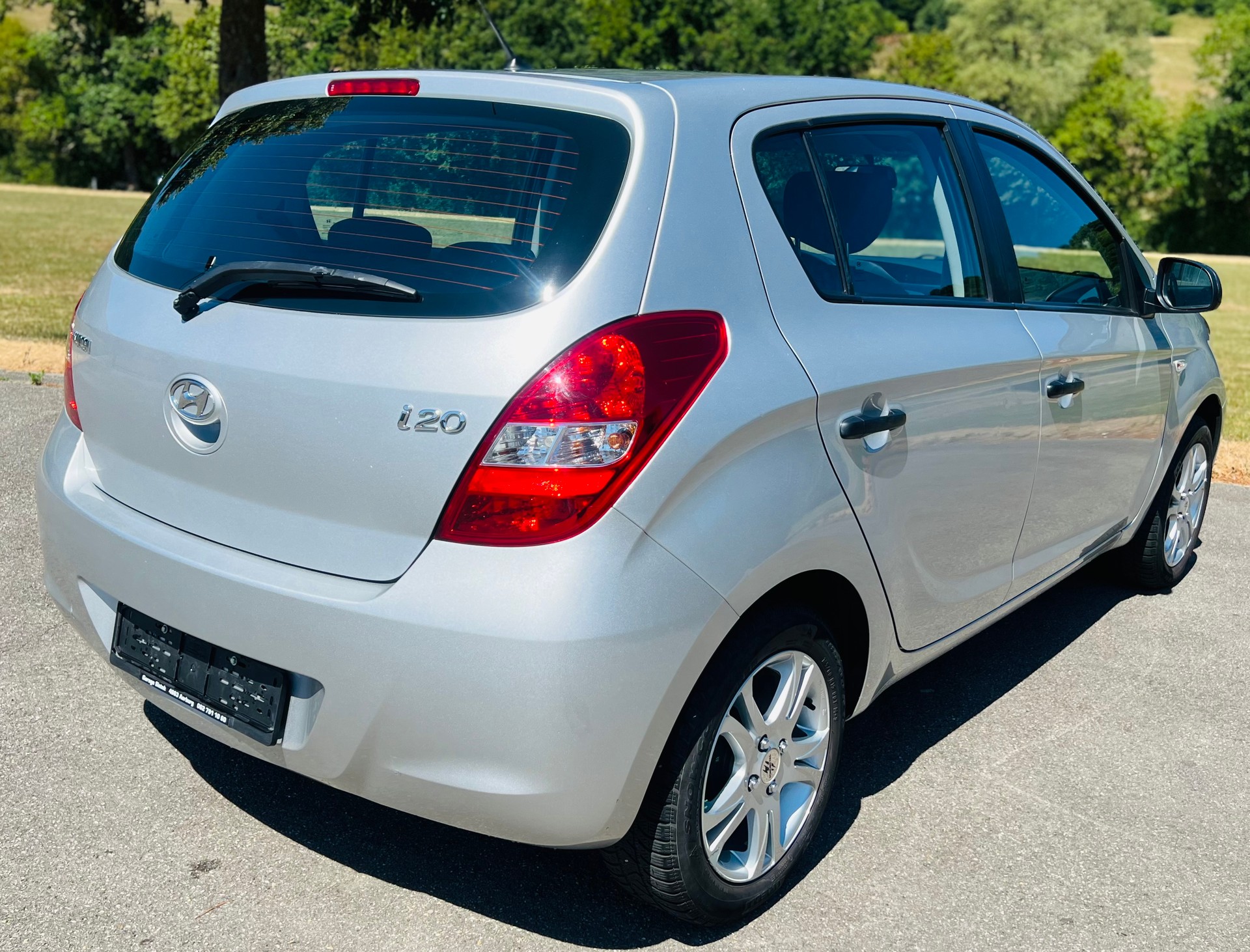 HYUNDAI i20 1.2 Comfort-image-9