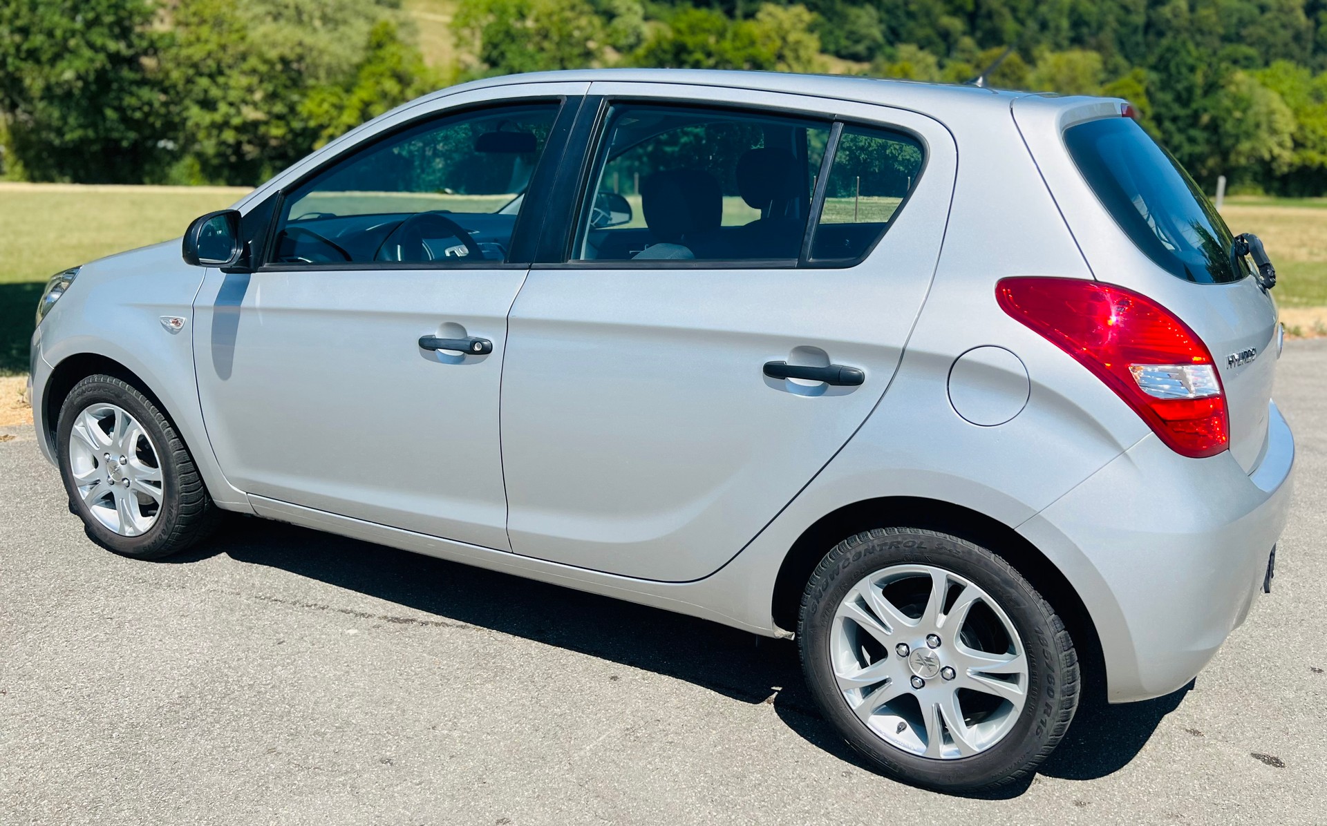 HYUNDAI i20 1.2 Comfort-image-10