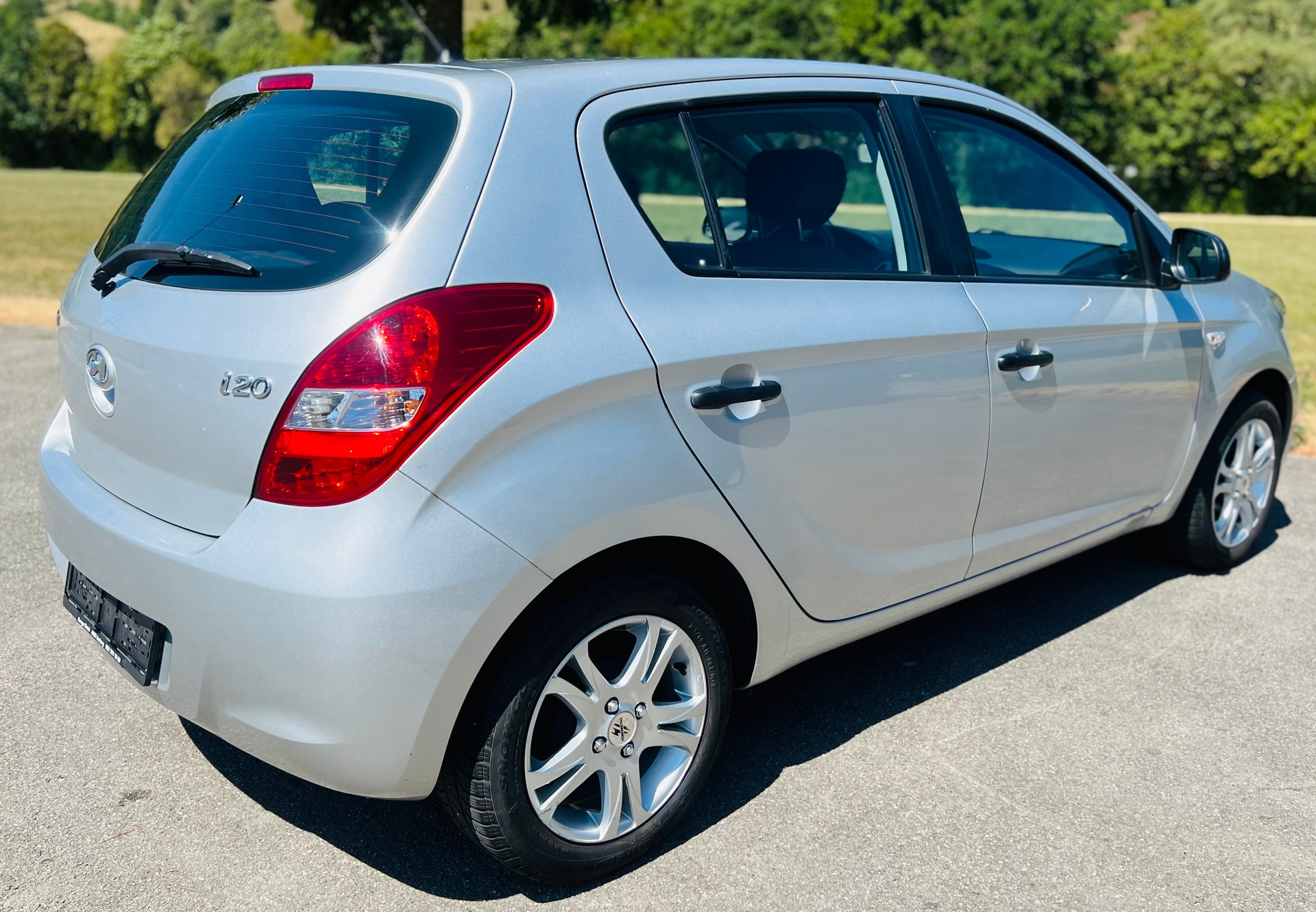 HYUNDAI i20 1.2 Comfort-image-11